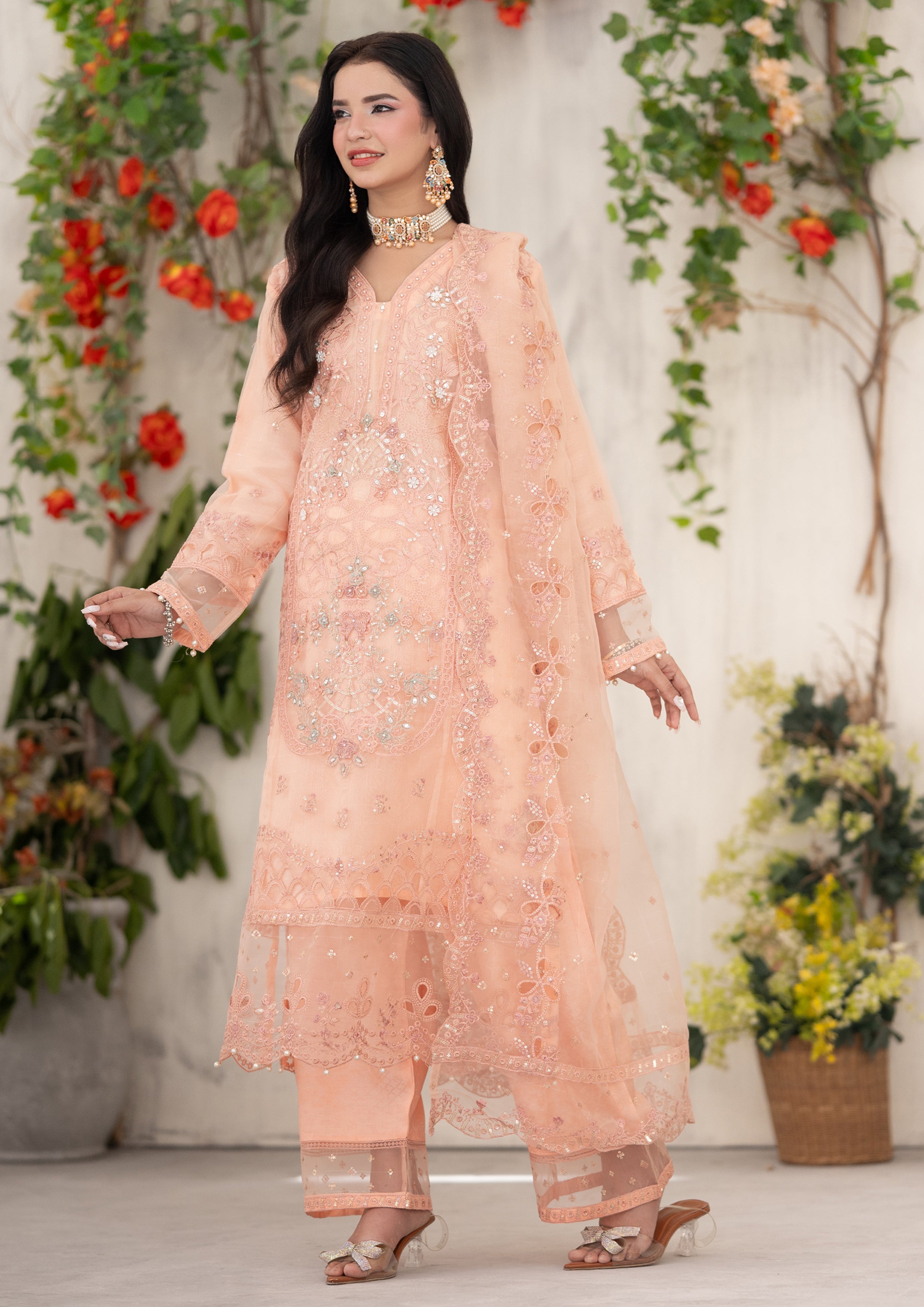 Kinza BN-1094 - 3 Piece Stitched Fancy Heavy Embroidered - Bint-e-Noor