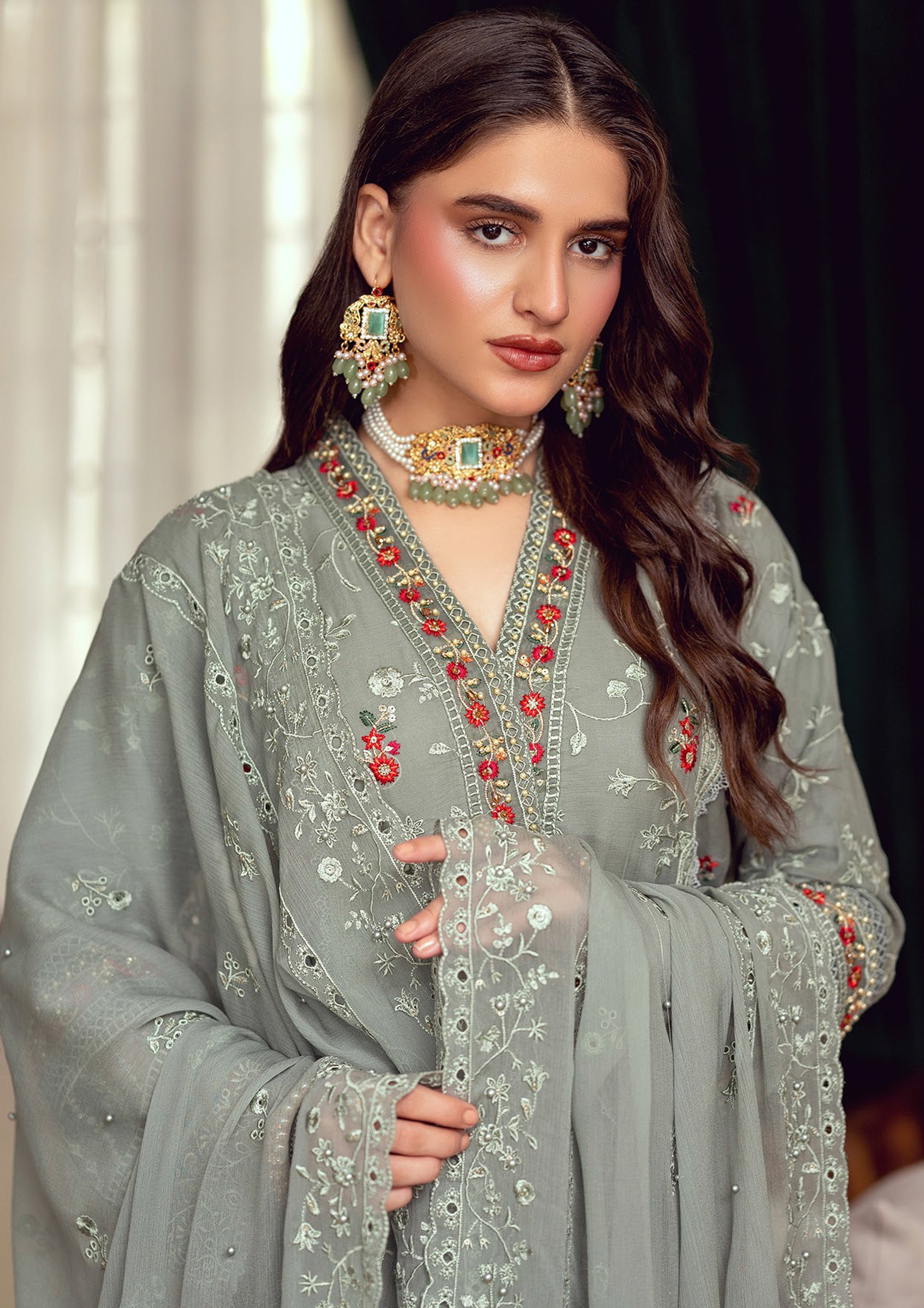 Omaira BN-1068 - 3 Piece Stitched Fancy Heavy Embroidered - Bint-e-Noor
