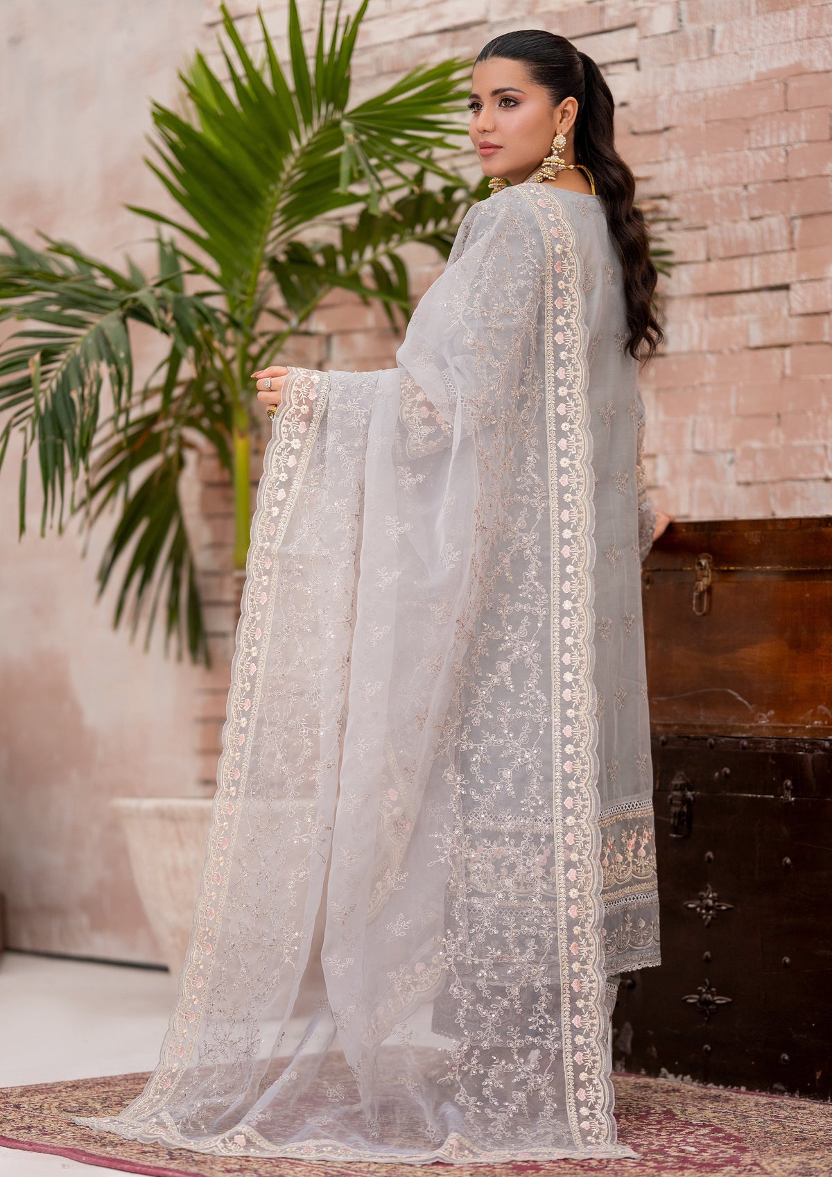 Mayal BN-1113 - 3 Piece Stitched Fancy Heavy Embroidered - Bint-e-Noor