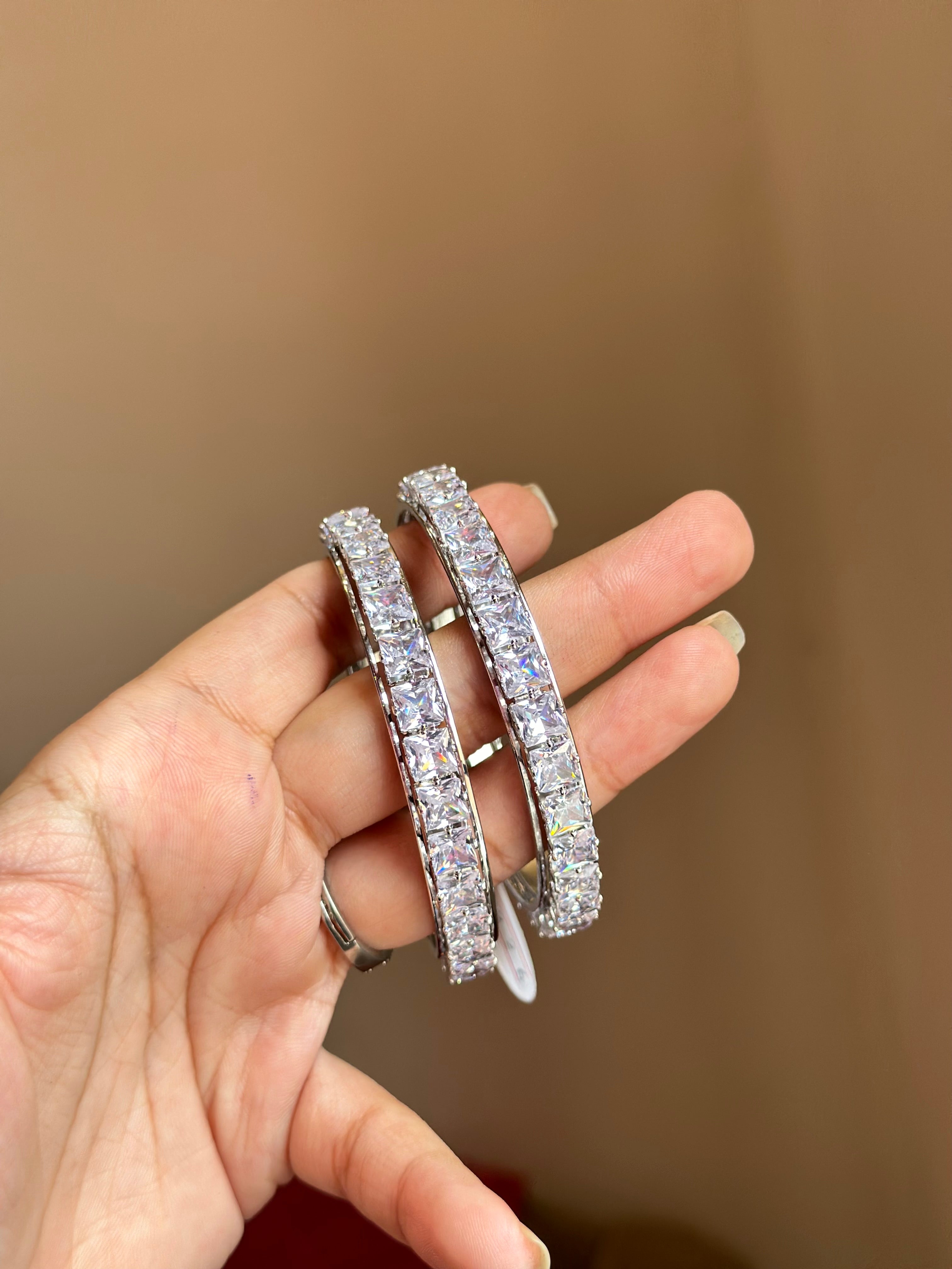 Sparkling Silver Kara Set - Aloro Jewels