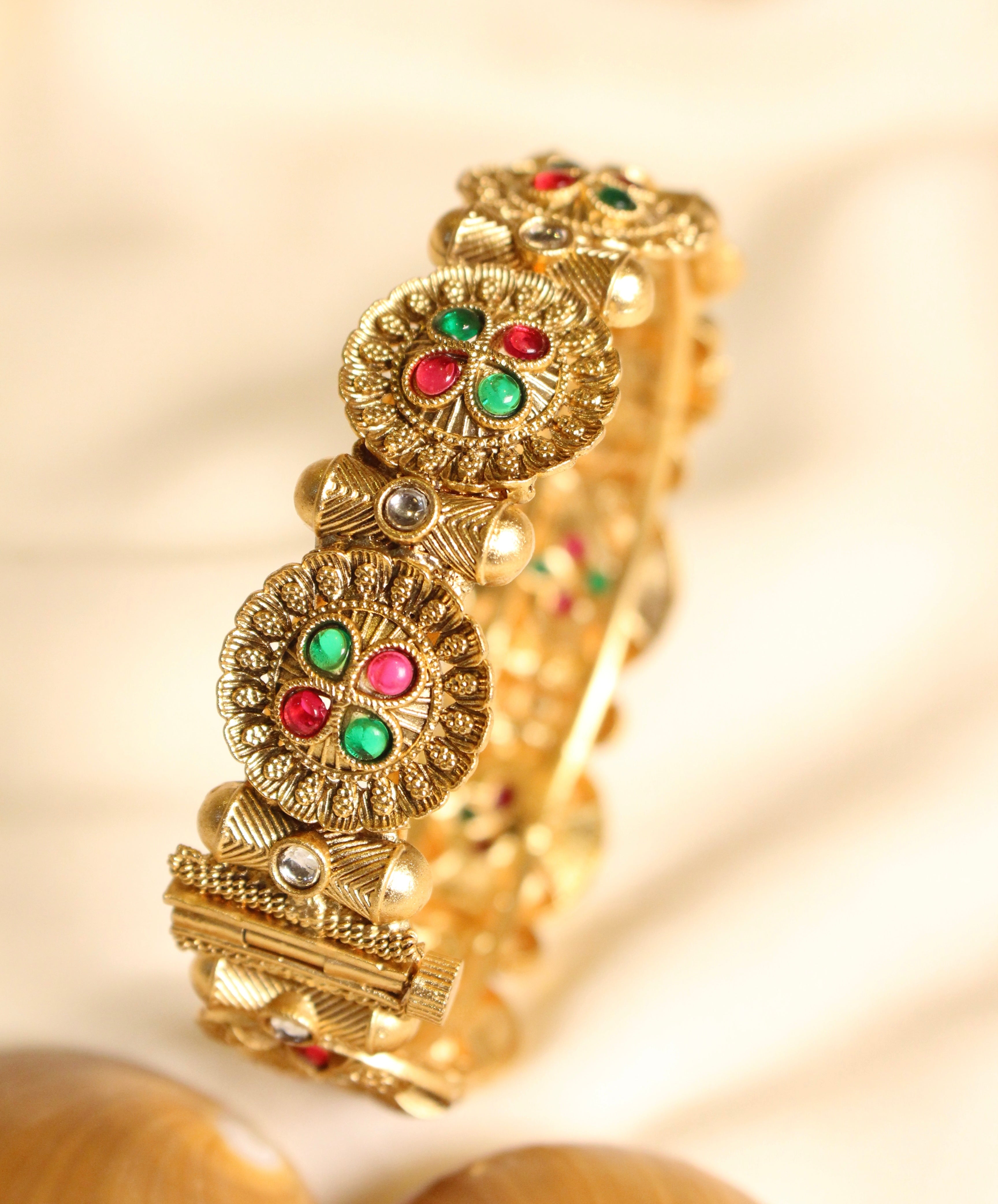 Heritage 54 - Aloro Jewels