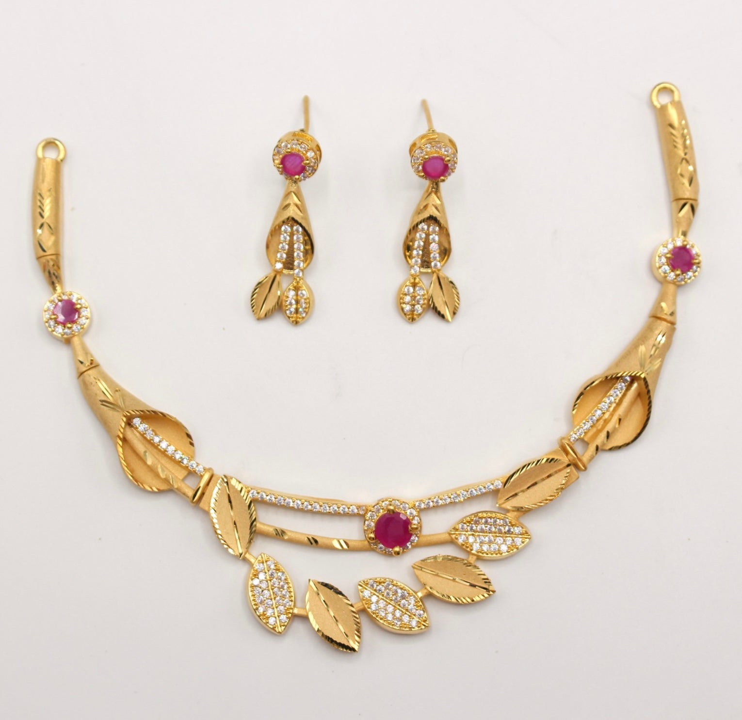 Gold Plated Leaf - Aloro Jewels