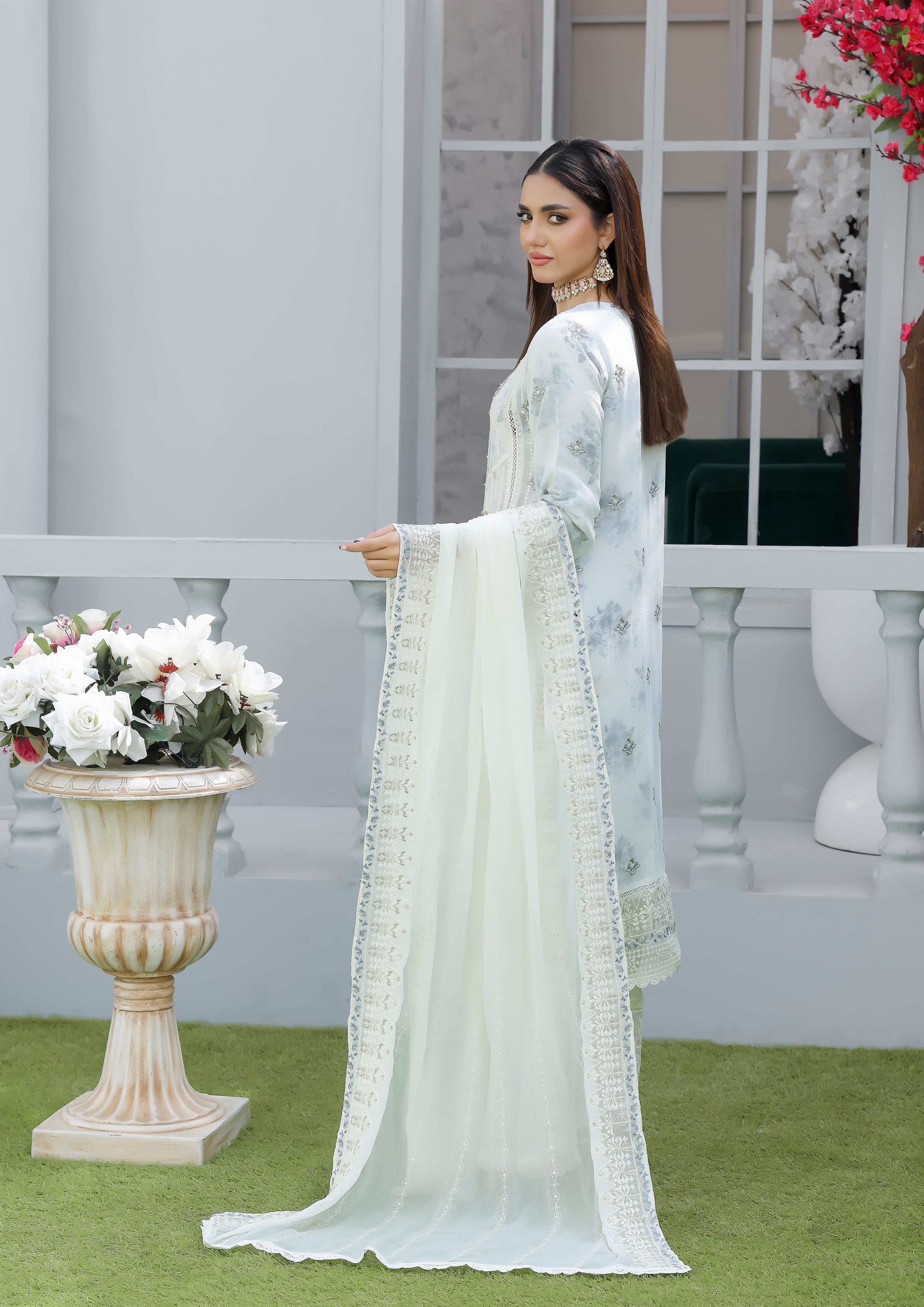 Firyal BN-1009 - 3 Piece Stitched Fancy Heavy Embroidered - Bint-e-Noor