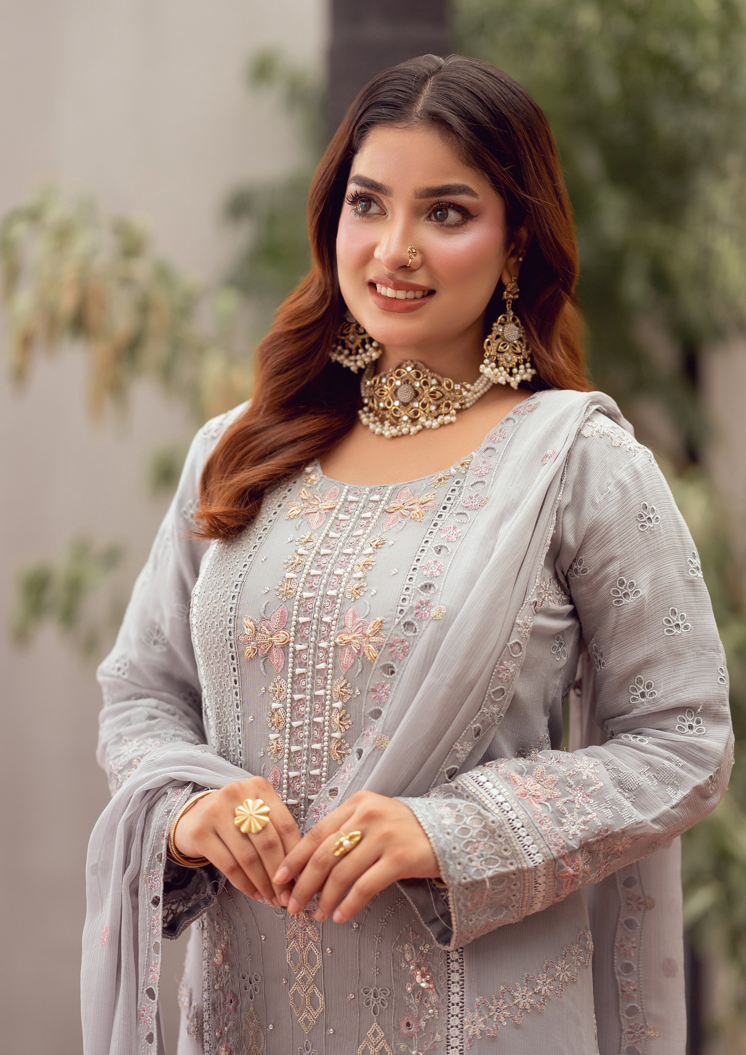 Isbah BN-1147 - 3 Piece Stitched Fancy Heavy Embroidered - Bint-e-Noor