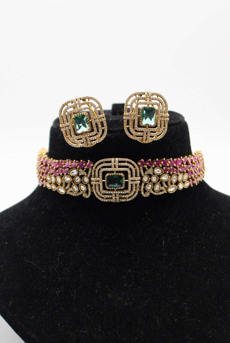 Jahan Araa Kundan Choker Necklace - Aloro Jewels