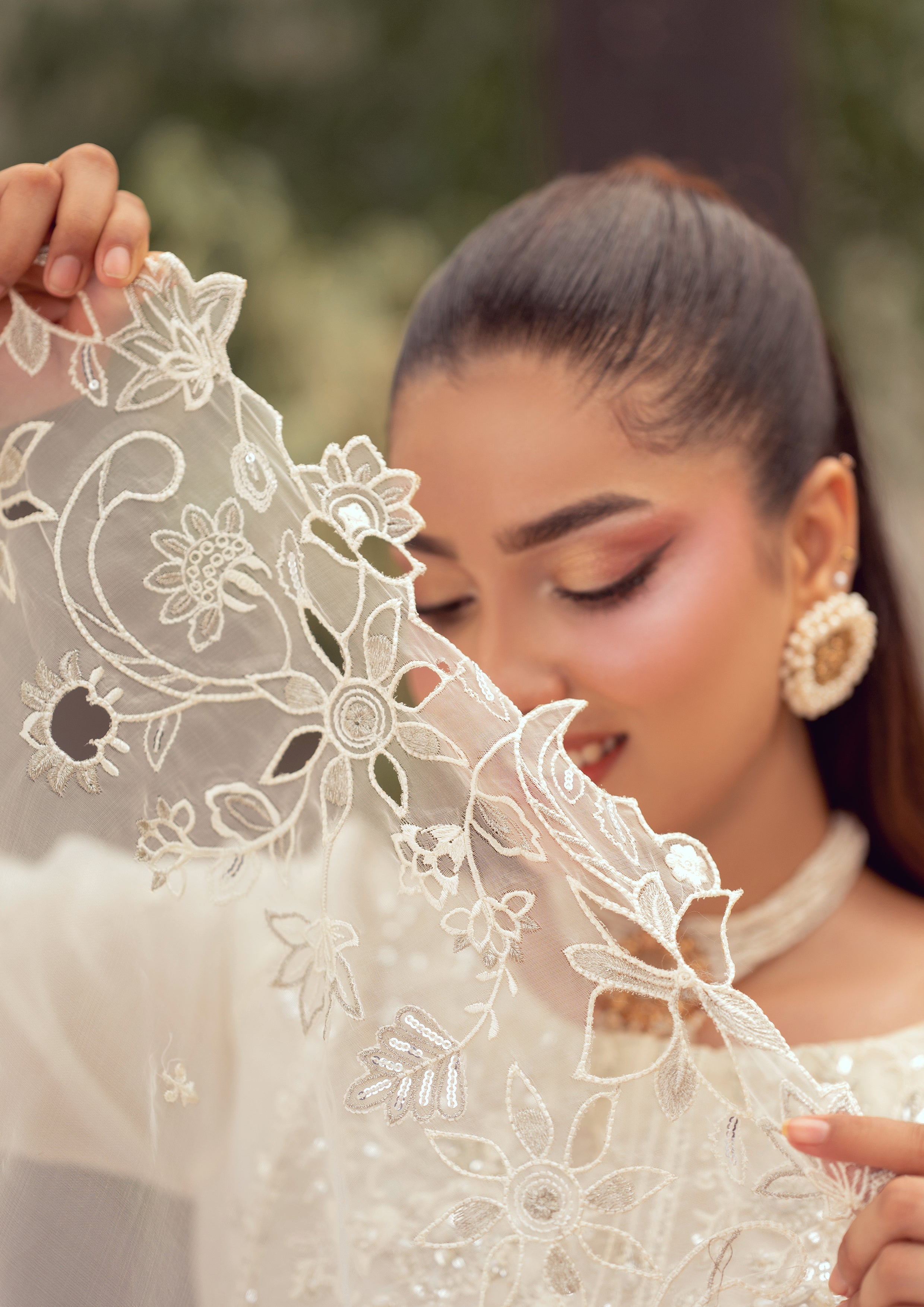 Faliha BN-1152 - 3 Piece Stitched Fancy Heavy Embroidered - Bint-e-Noor