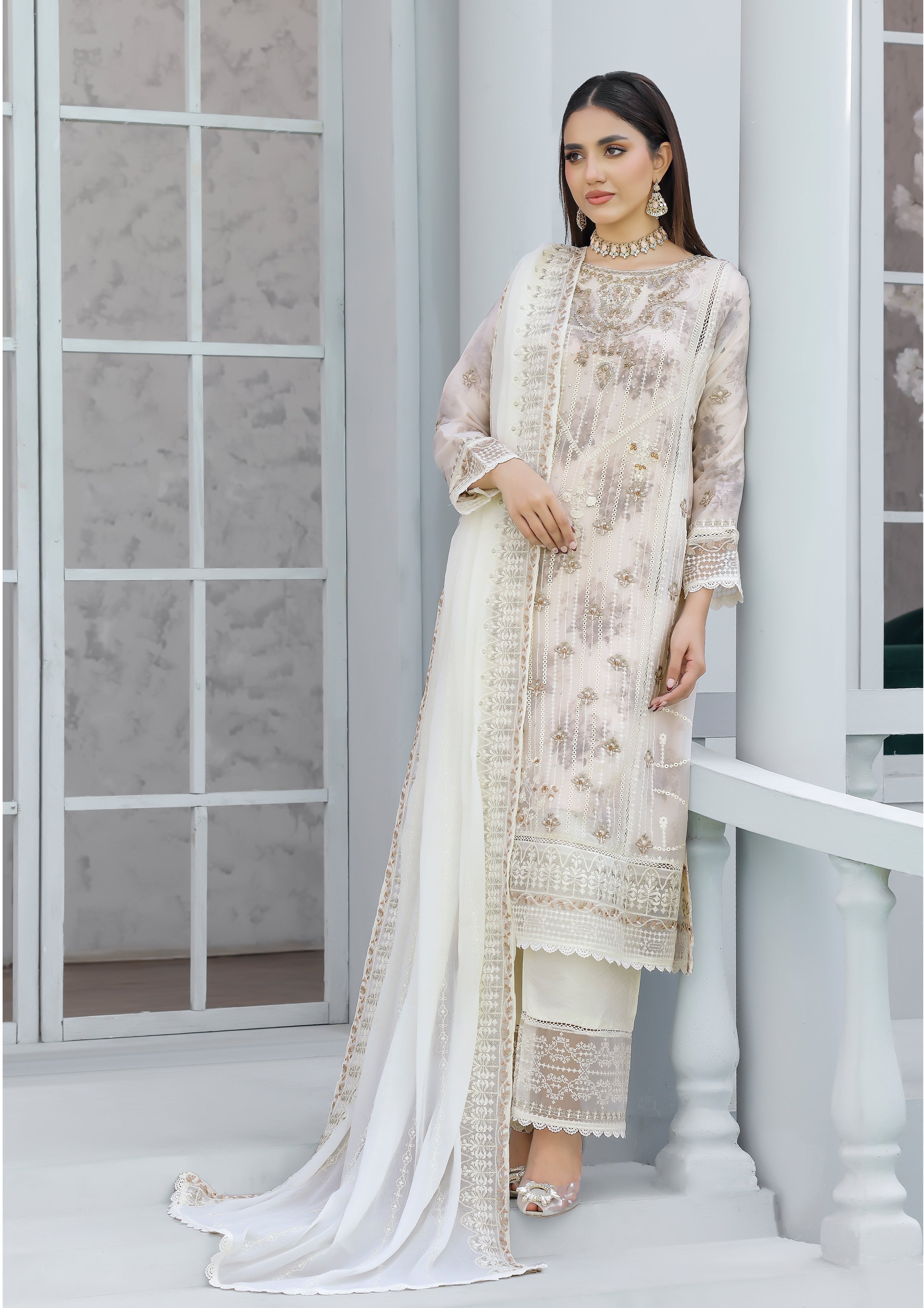 Firyal BN-1010 - 3 Piece Stitched Fancy Heavy Embroidered - Bint-e-Noor