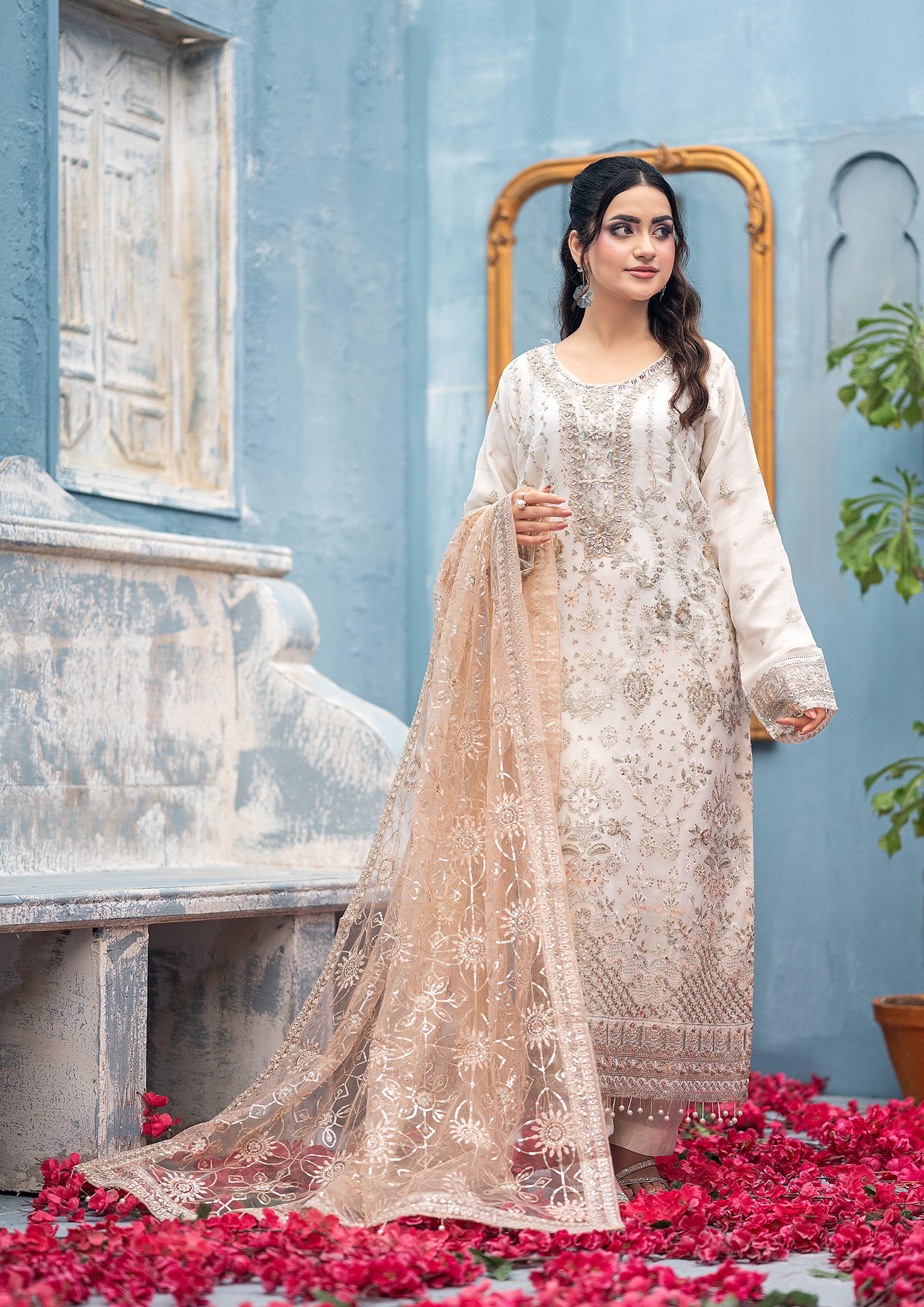 La-Amalia BN-1063 - 3 Piece Semi-Stitched Fancy Heavy Embroidered - Bint-e-Noor