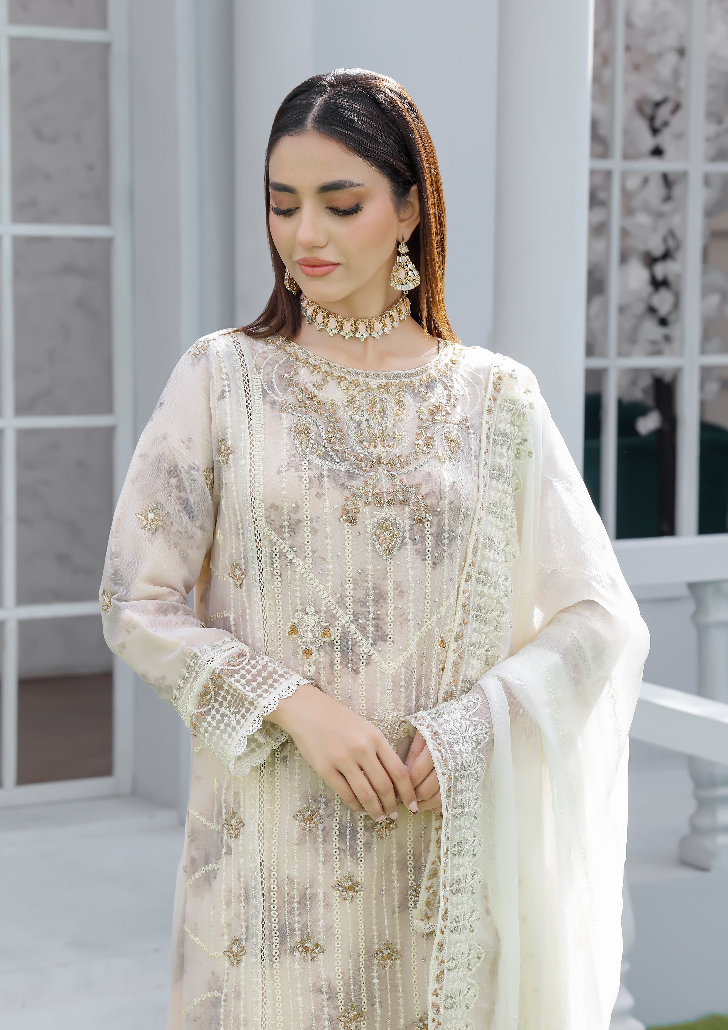 Firyal BN-1010 - 3 Piece Stitched Fancy Heavy Embroidered - Bint-e-Noor