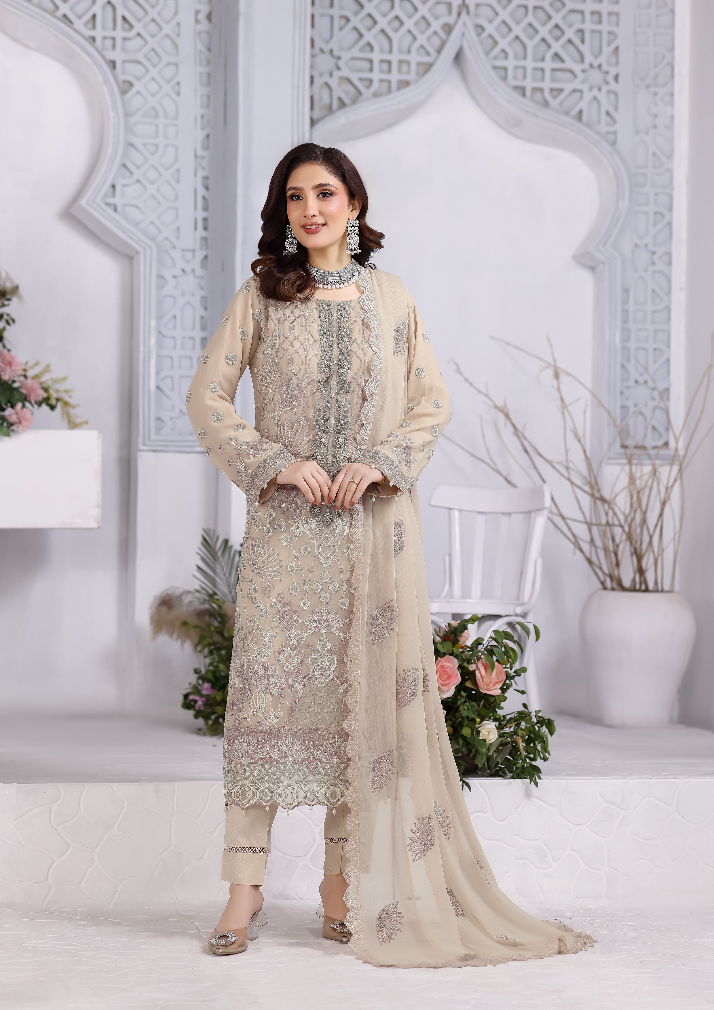 Talia BN-1079 - 3 Piece Stitched Fancy Heavy Embroidered - Bint-e-Noor