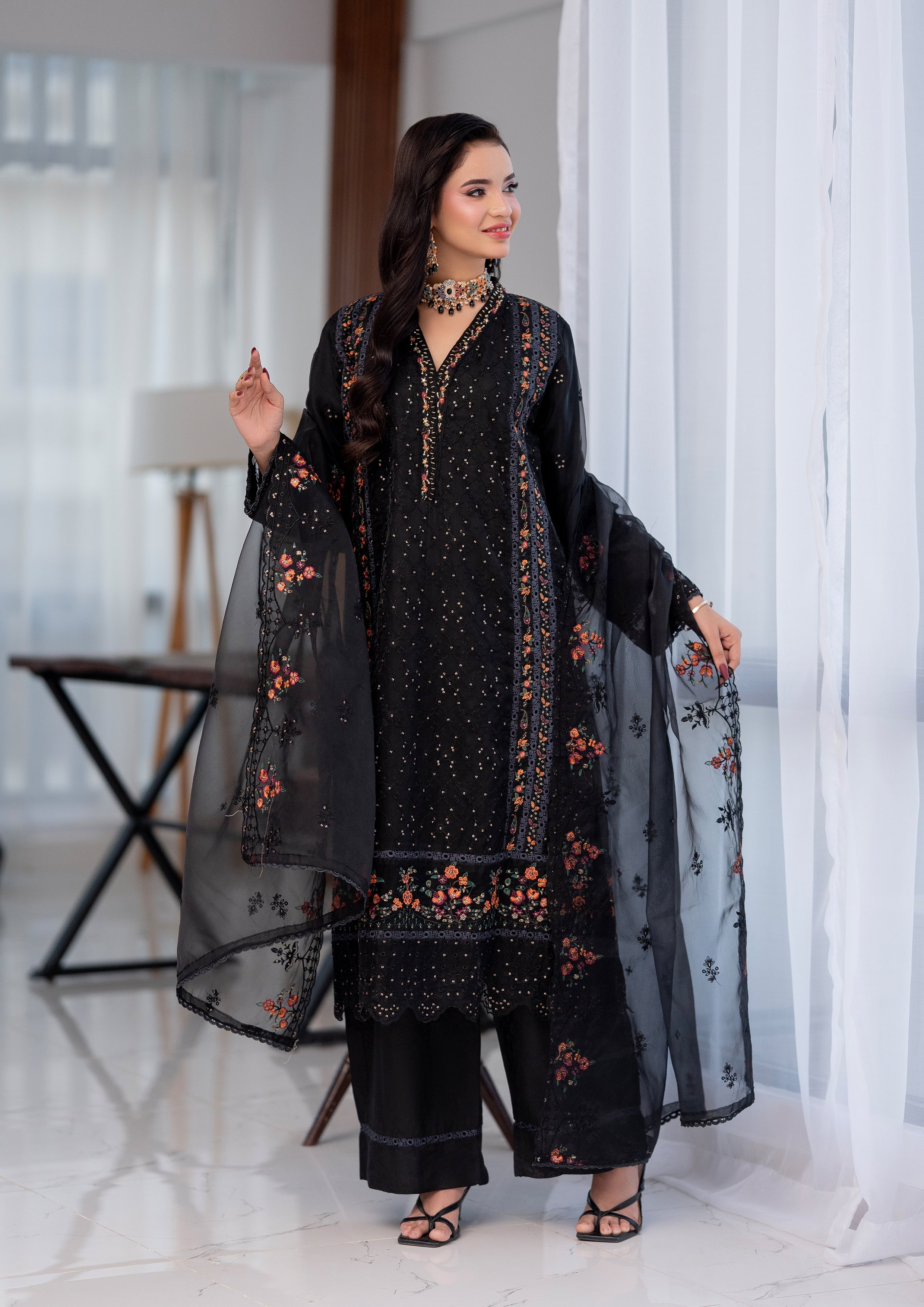 Aishal BN-1131 - 3 Piece Stitched Fancy Heavy Embroidered - Bint-e-Noor