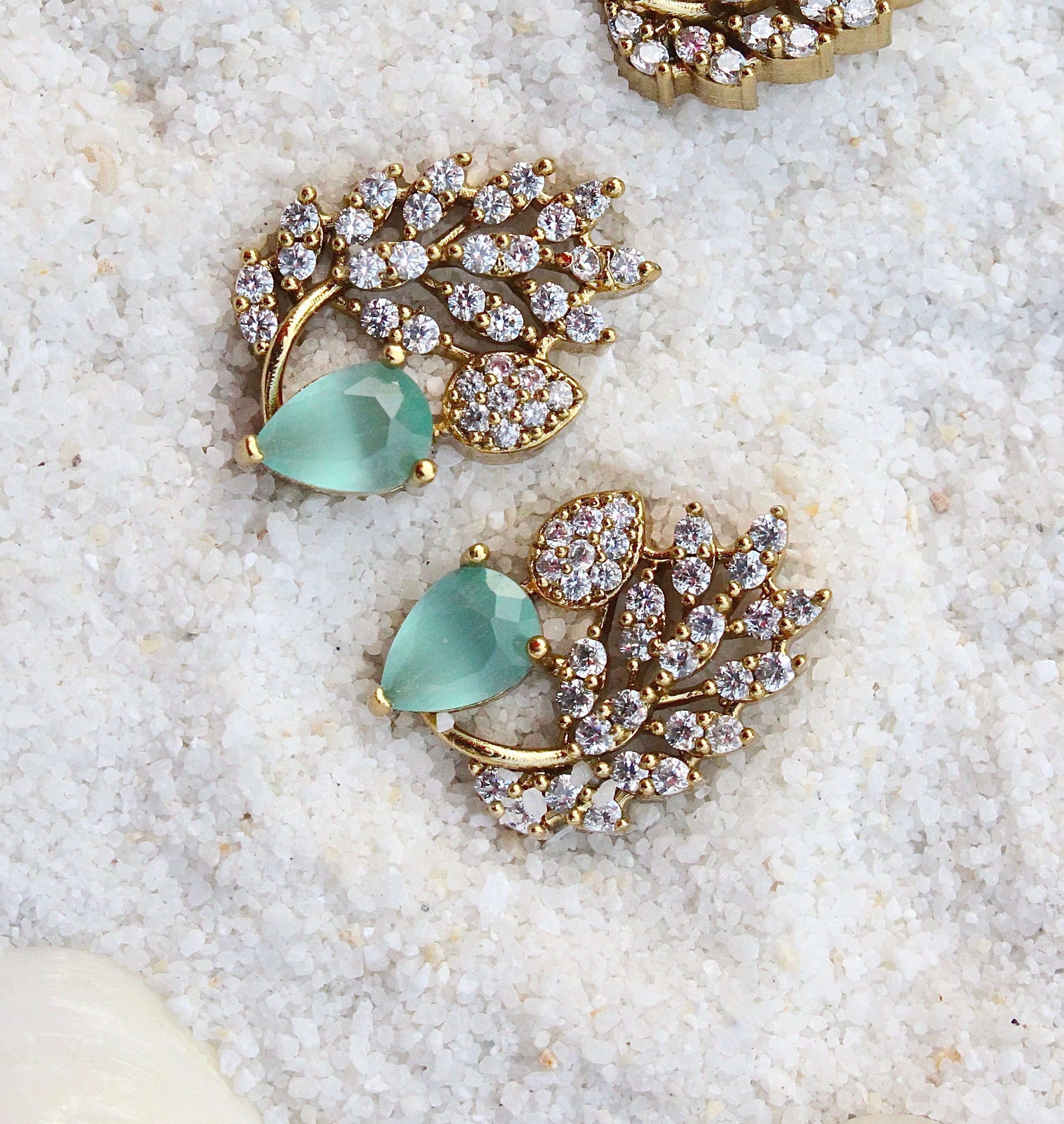 Leaf Stud Earrings - Aloro Jewels