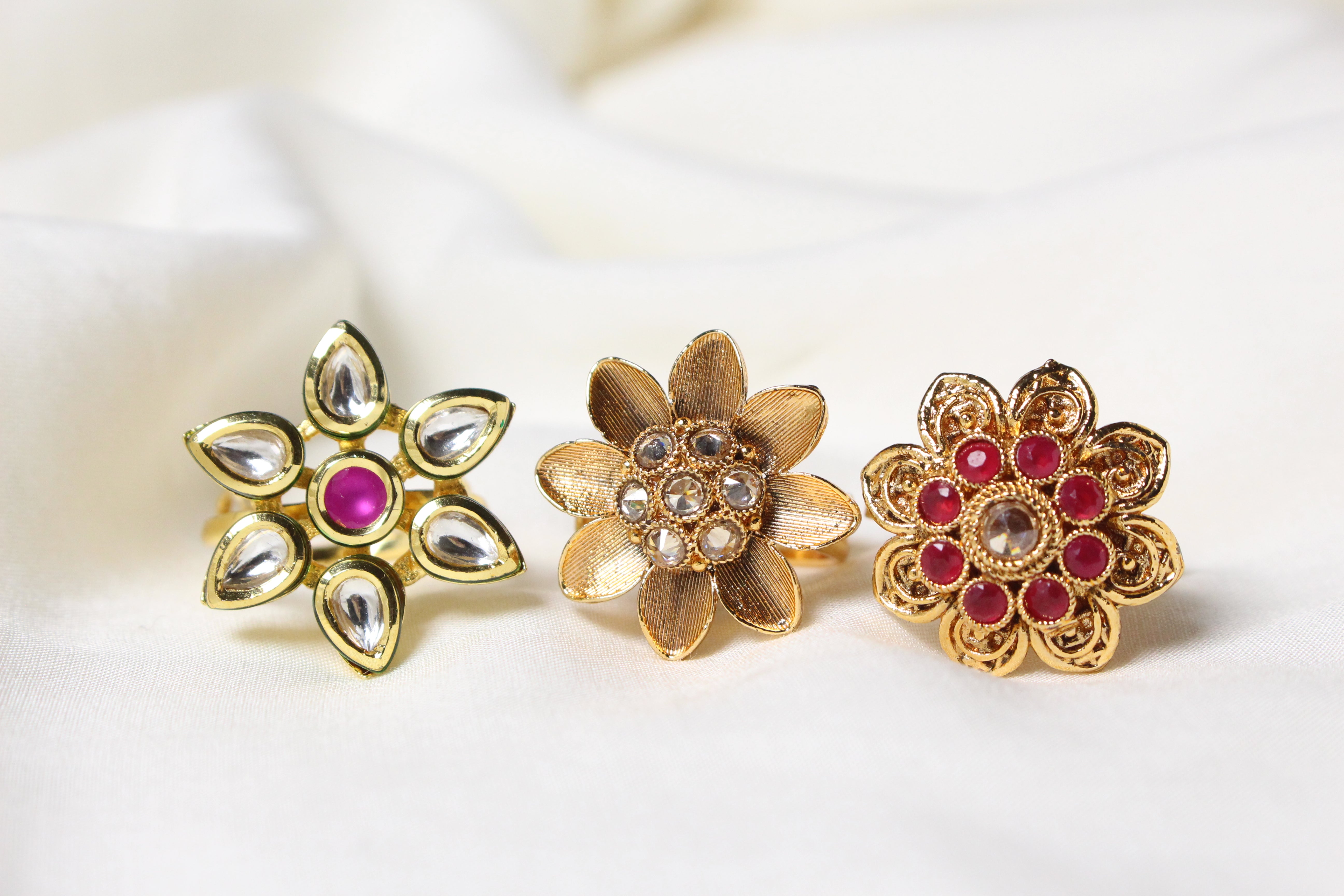 Flower Red Stones Ring - Aloro Jewels