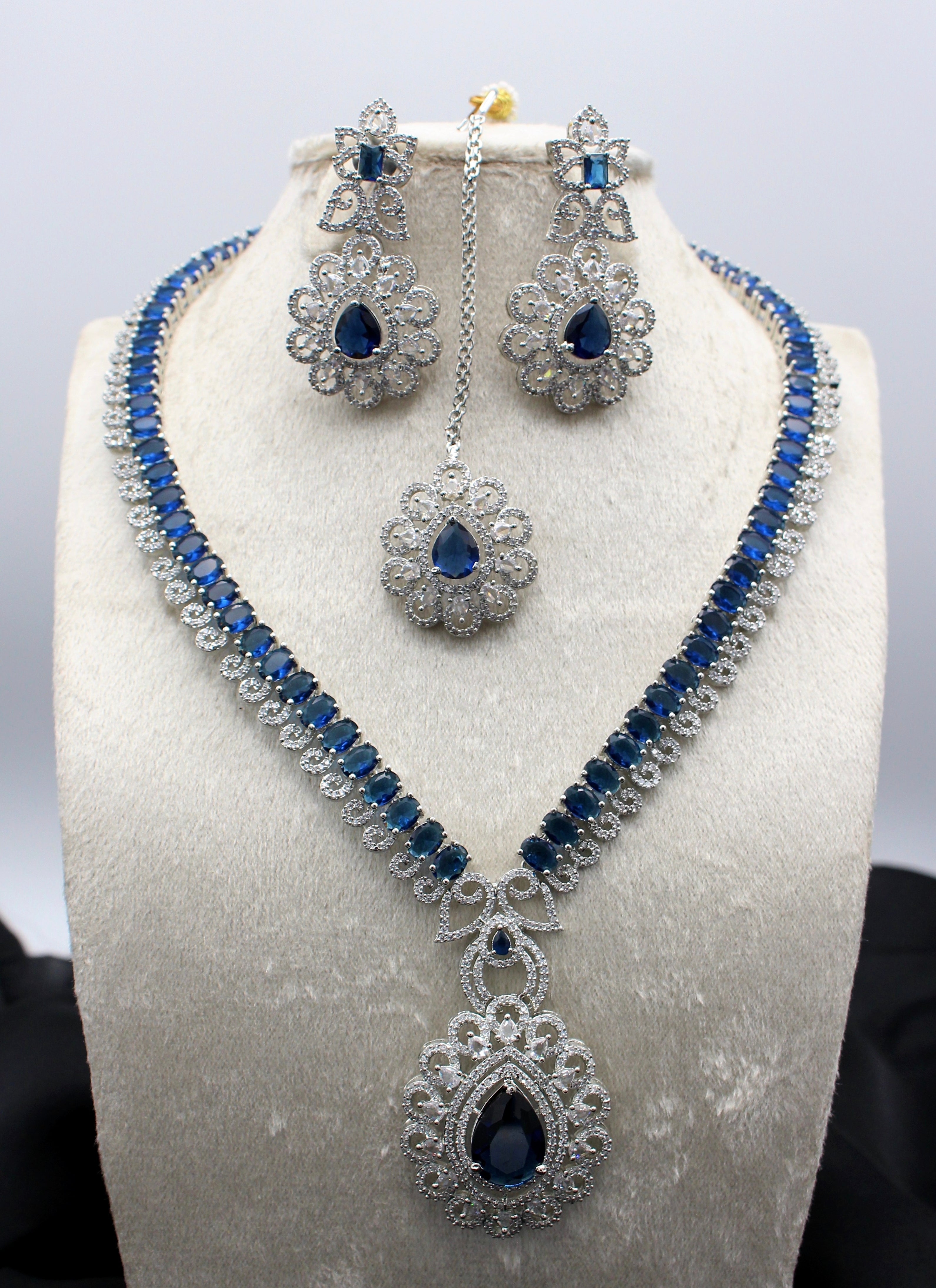 Adore - Aloro Jewels