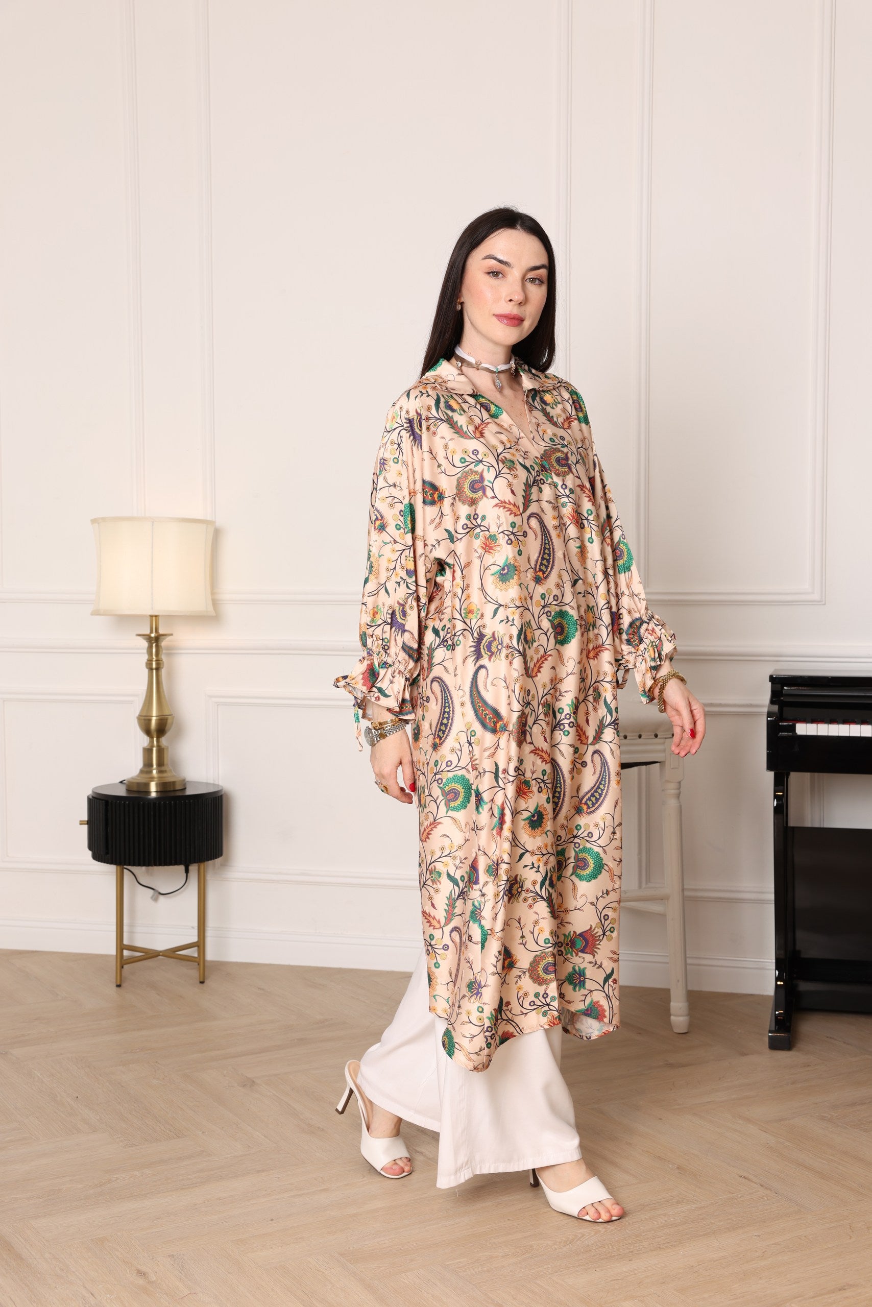 Elegant Paisley Silk Top - Meemseen Independent