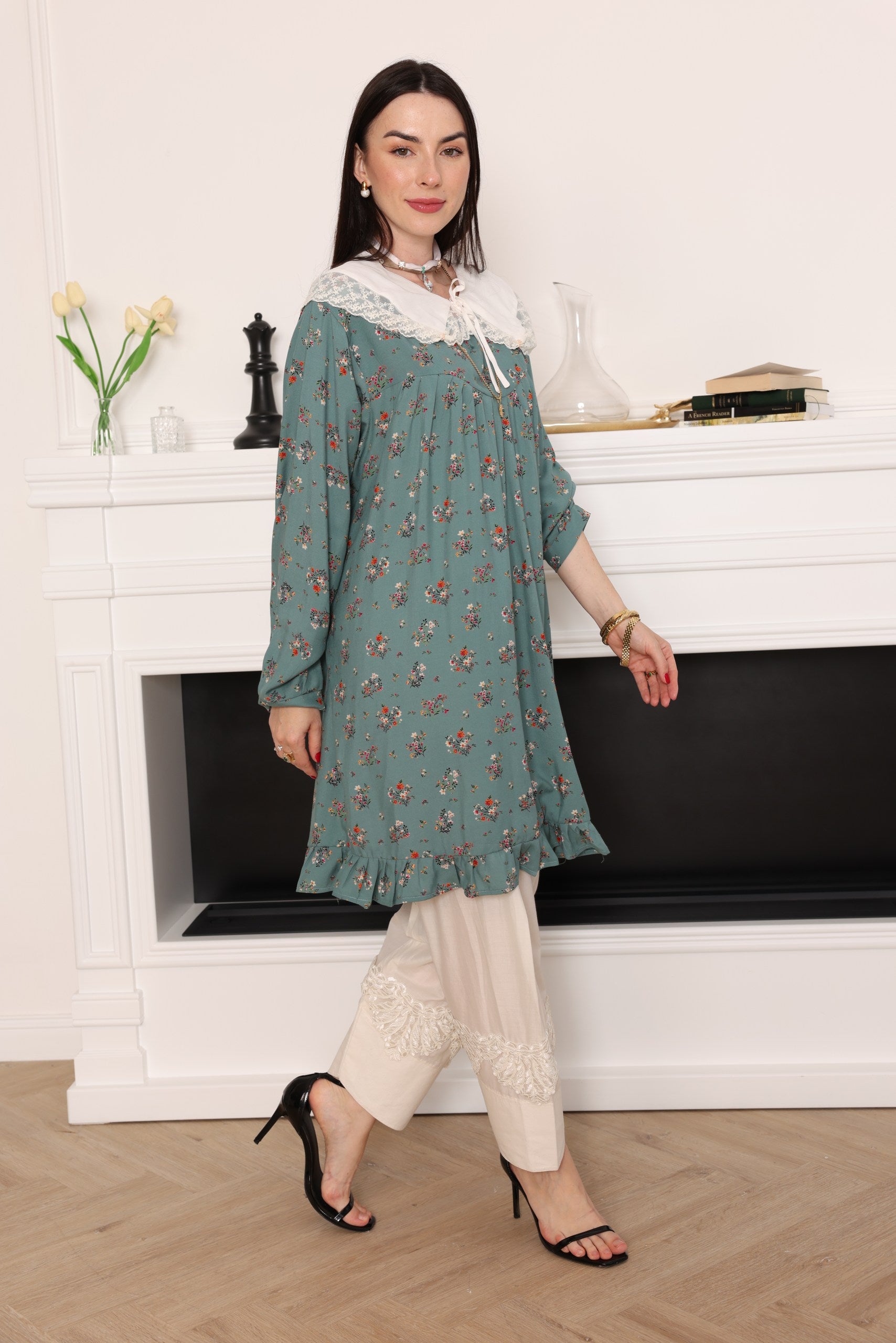 Sage Blossom Top - Meemseen Independent