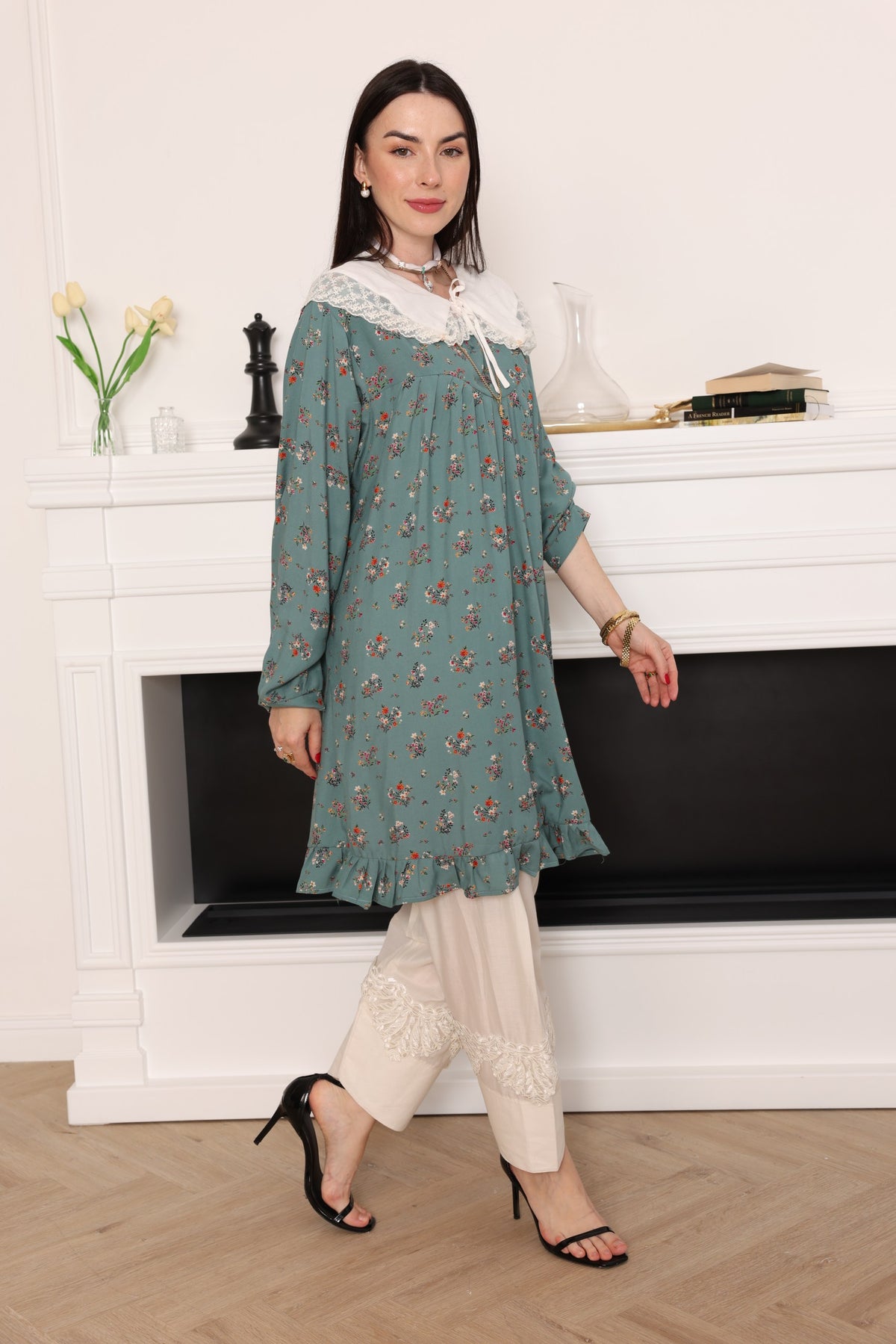 Sage Blossom Top - Meemseen Independent