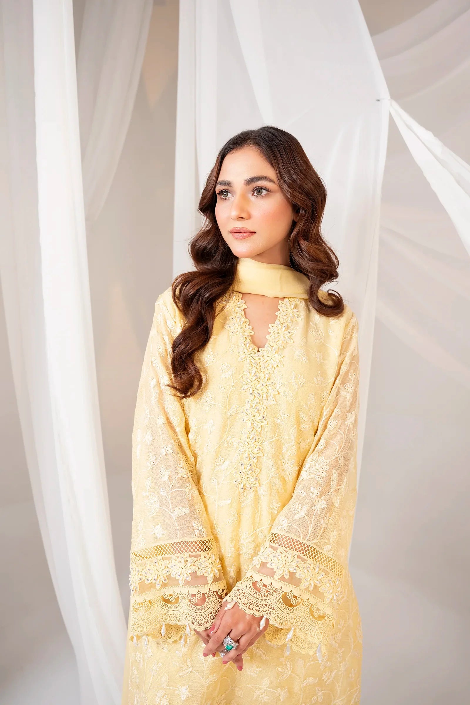 Sara 3 Piece Stitched - Javeria Zoa