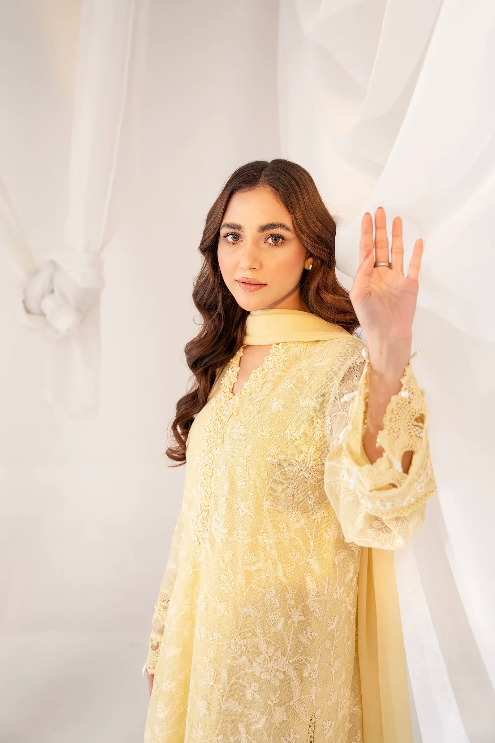 Sara 3 Piece Stitched - Javeria Zoa
