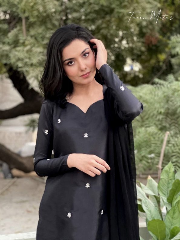 Black Emb 3pc “Silk Luxe” - Teen Meter