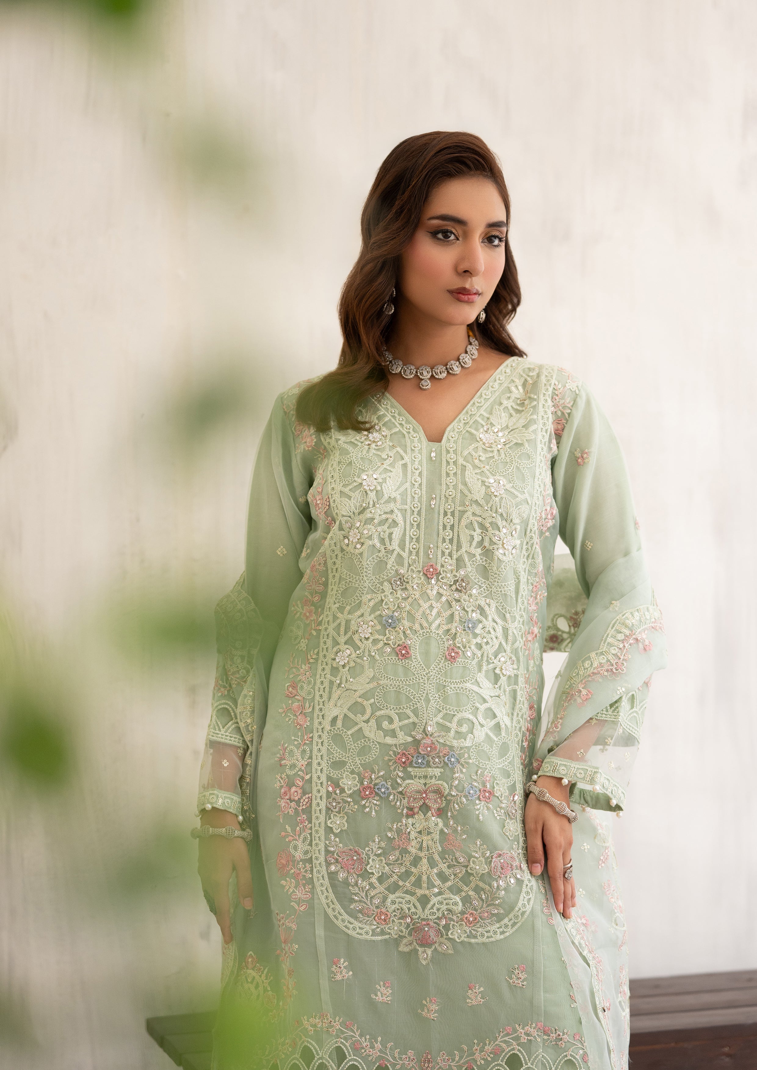 Kinza BN-1095 - 3 Piece Stitched Fancy Heavy Embroidered - Bint-e-Noor