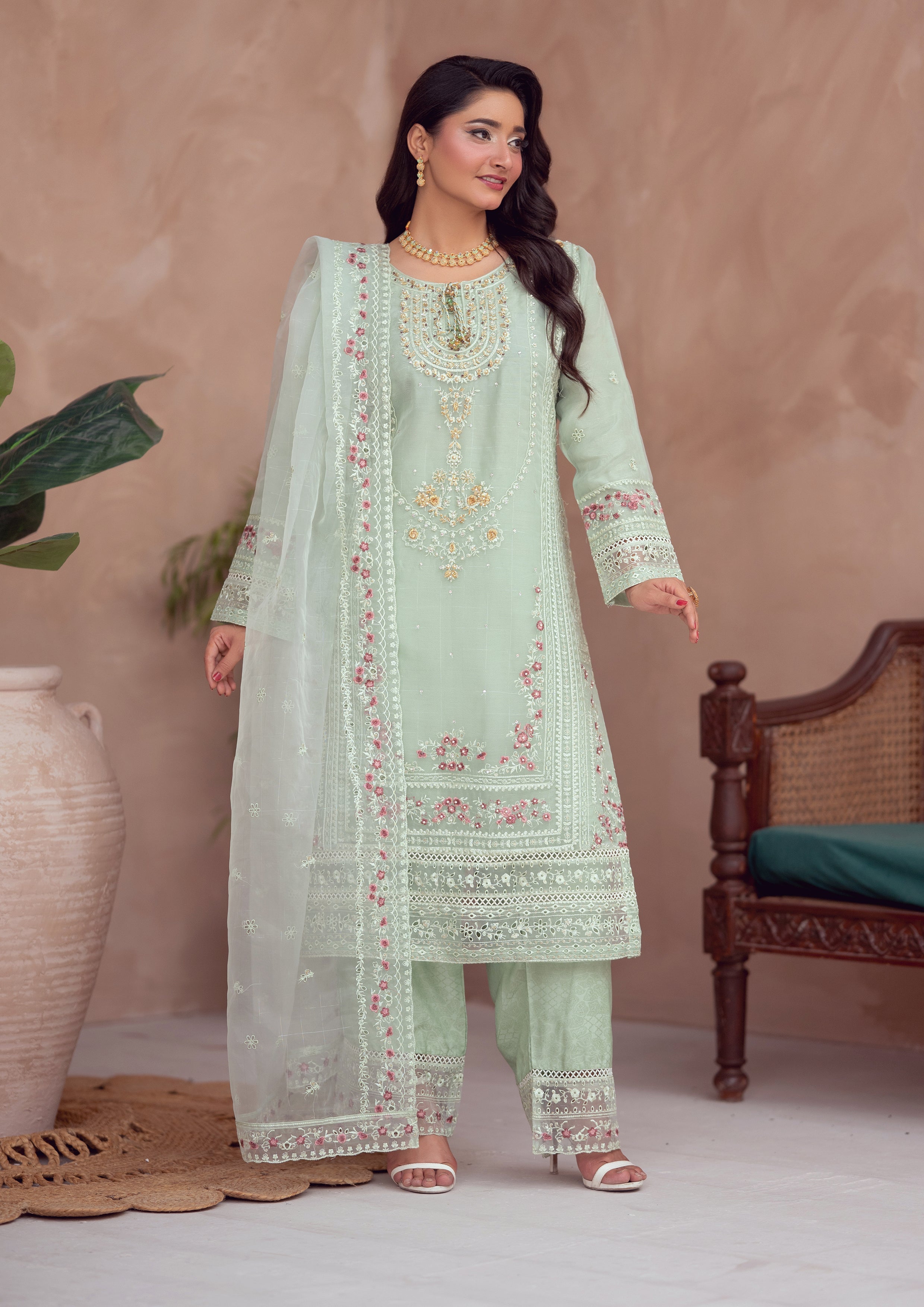 Masooma BN-1104 - 3 Piece Stitched Fancy Heavy Embroidered - Bint-e-Noor