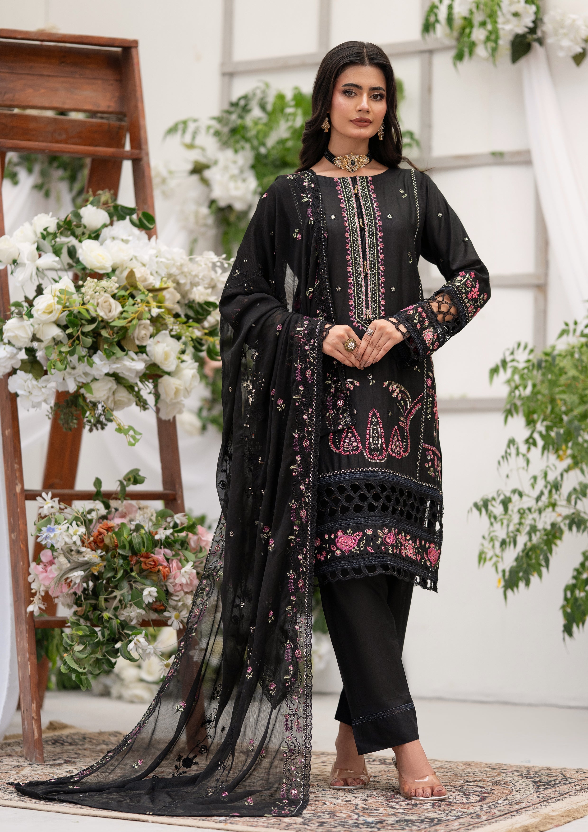 Farwa BN-1161 - 3 Piece Stitched Fancy Heavy Embroidered - Bint-e-Noor