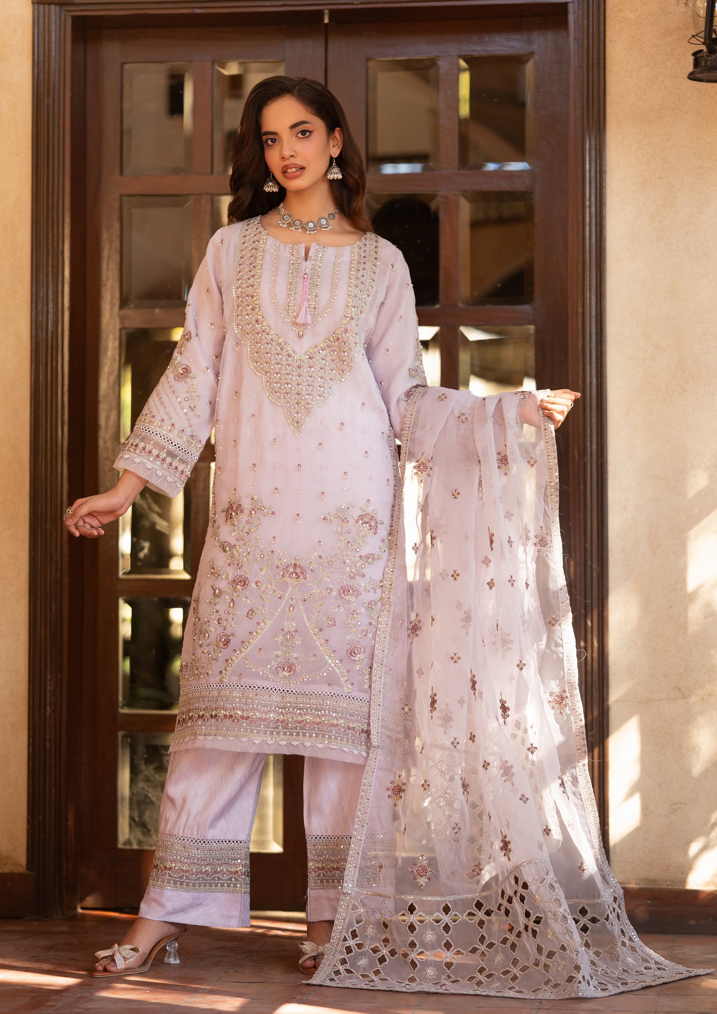 Mishka BN-1046 - 3 Piece Stitched Fancy Heavy Embroidered - Bint-e-Noor