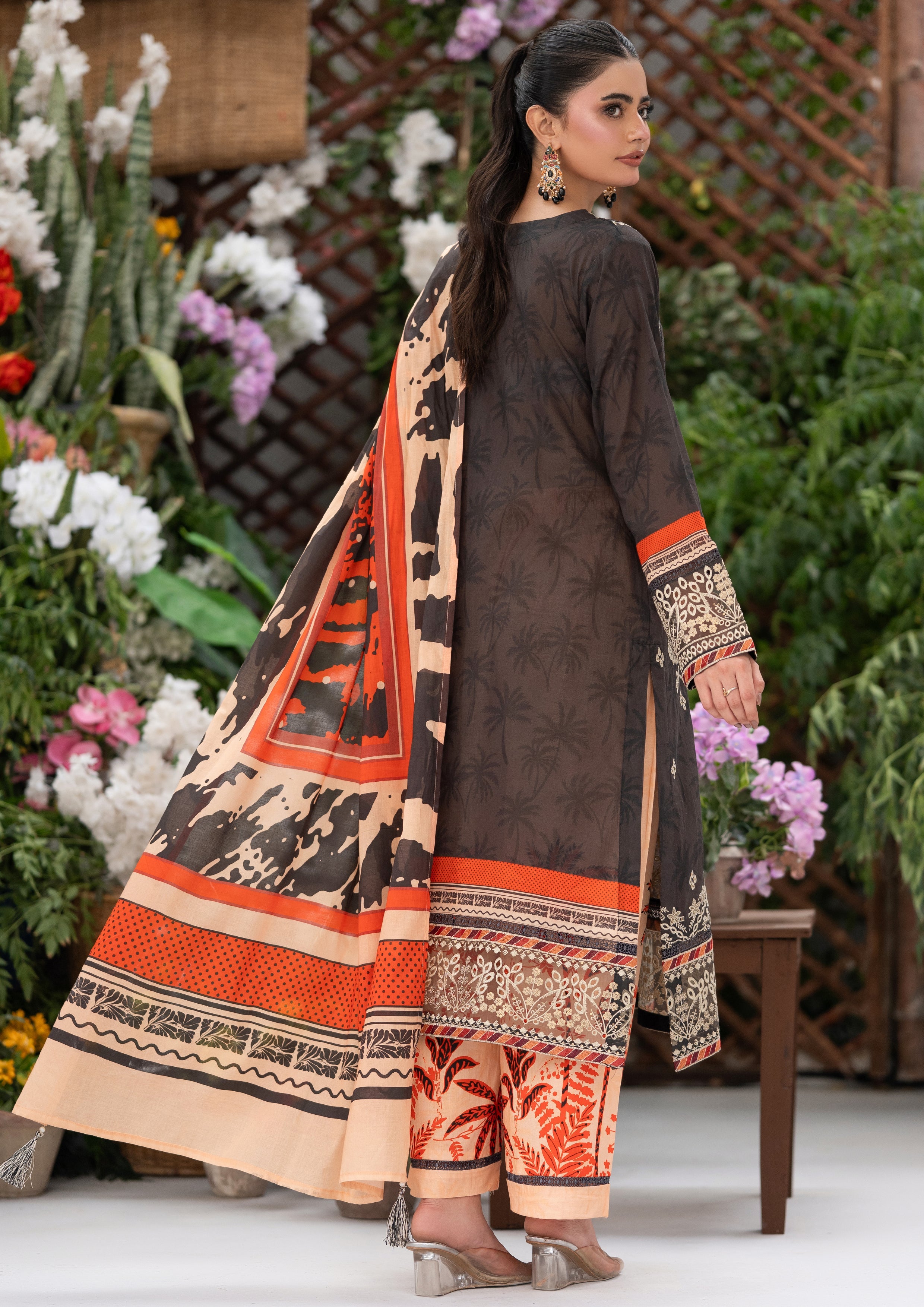 Zenith BN-1157 - 3 Piece Stitched Fancy Heavy Embroidered - Bint-e-Noor