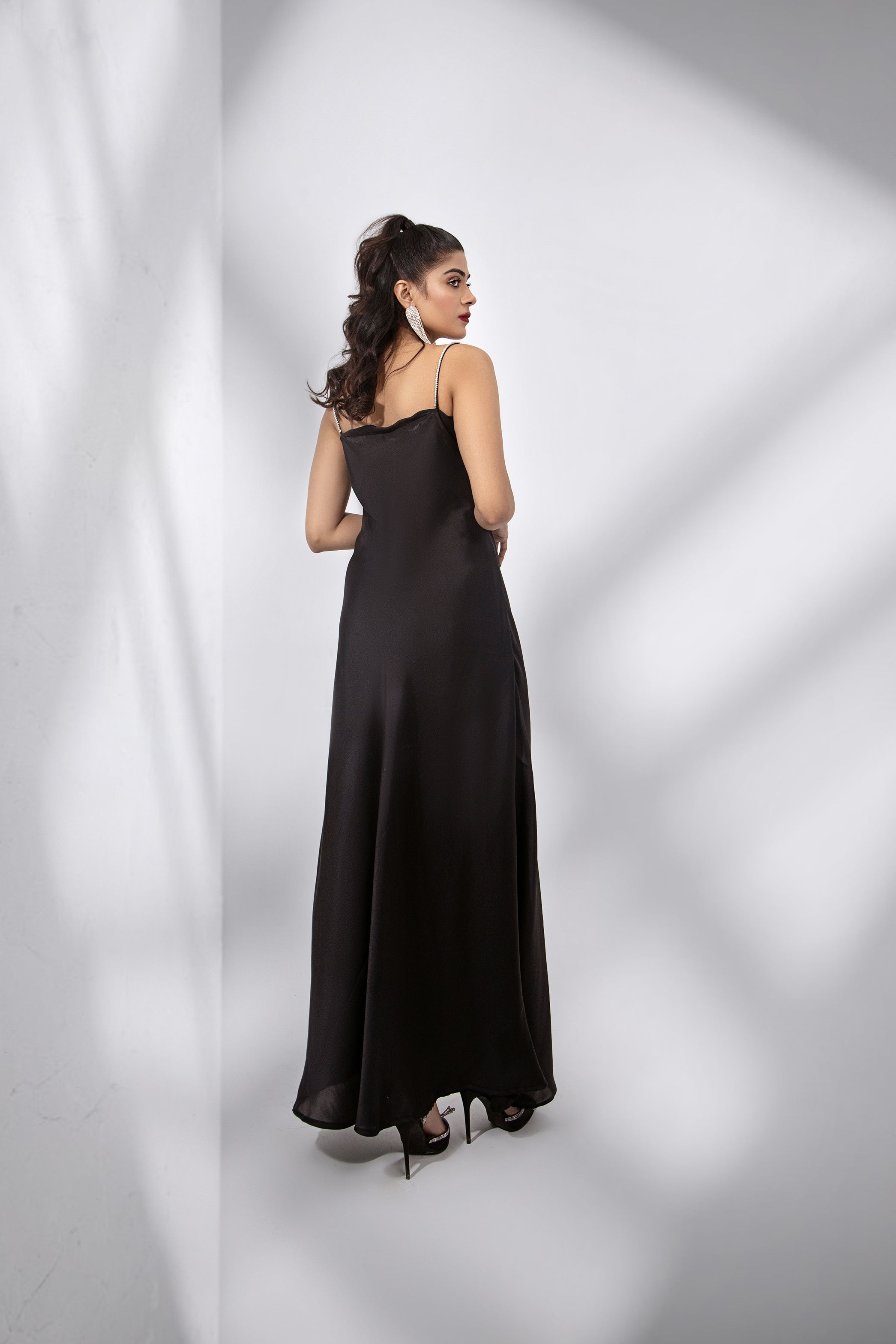 Straps Silk Gown - SYAH