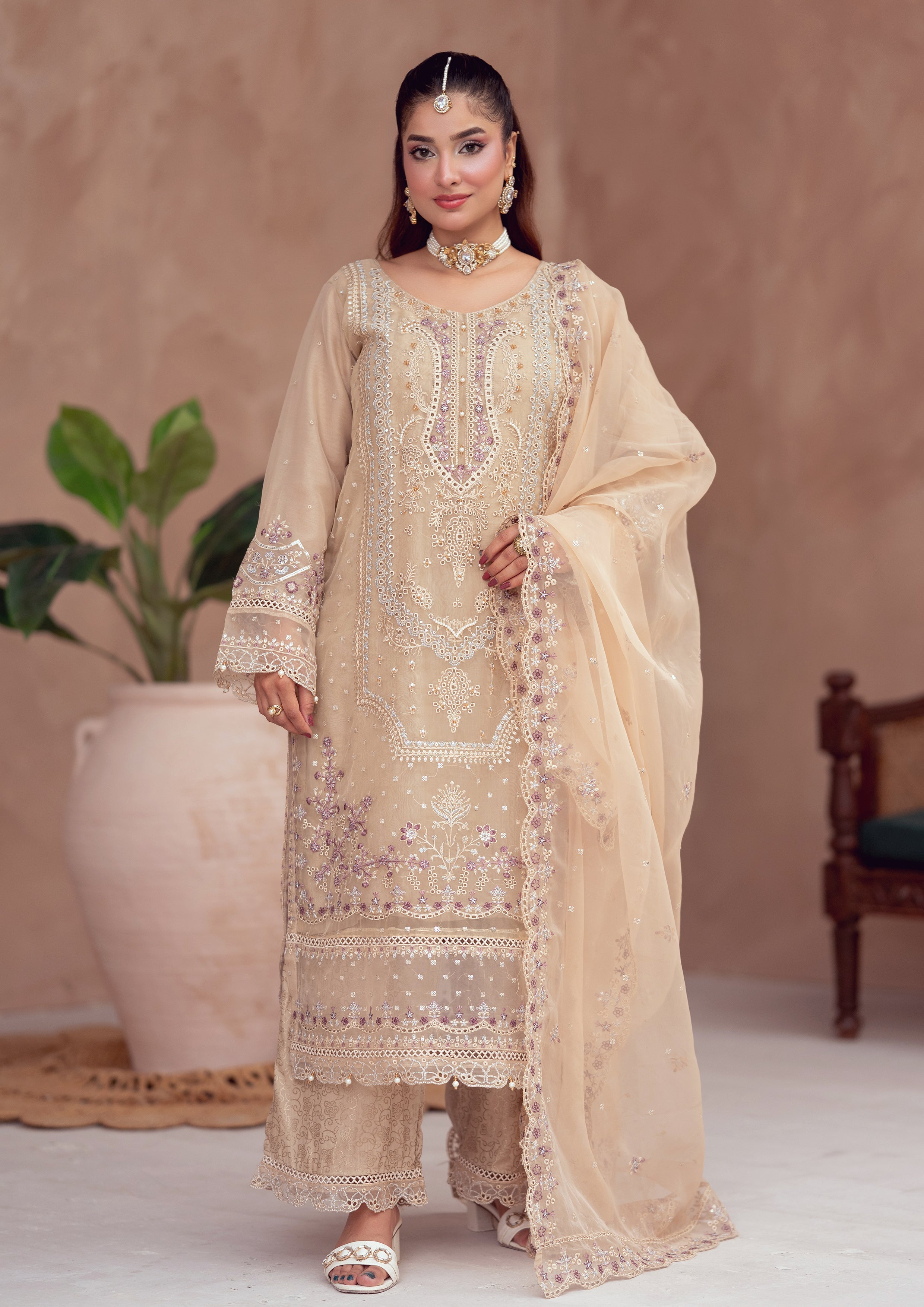 Rafiya BN-1096 - 3 Piece Stitched Fancy Heavy Embroidered - Bint-e-Noor