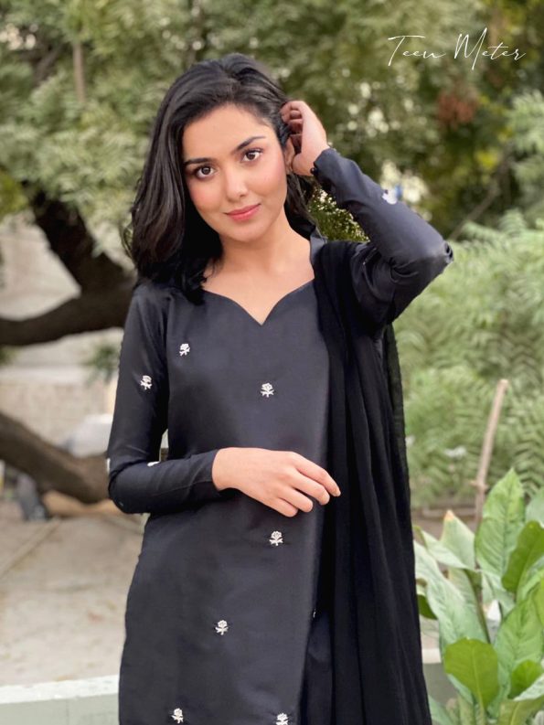 Black Emb 3pc “Silk Luxe” - Teen Meter