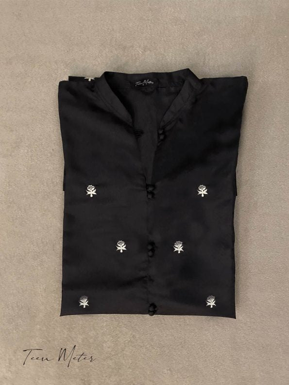 Black 2pc ” Emb Silk Luxe “ - Teen Meter
