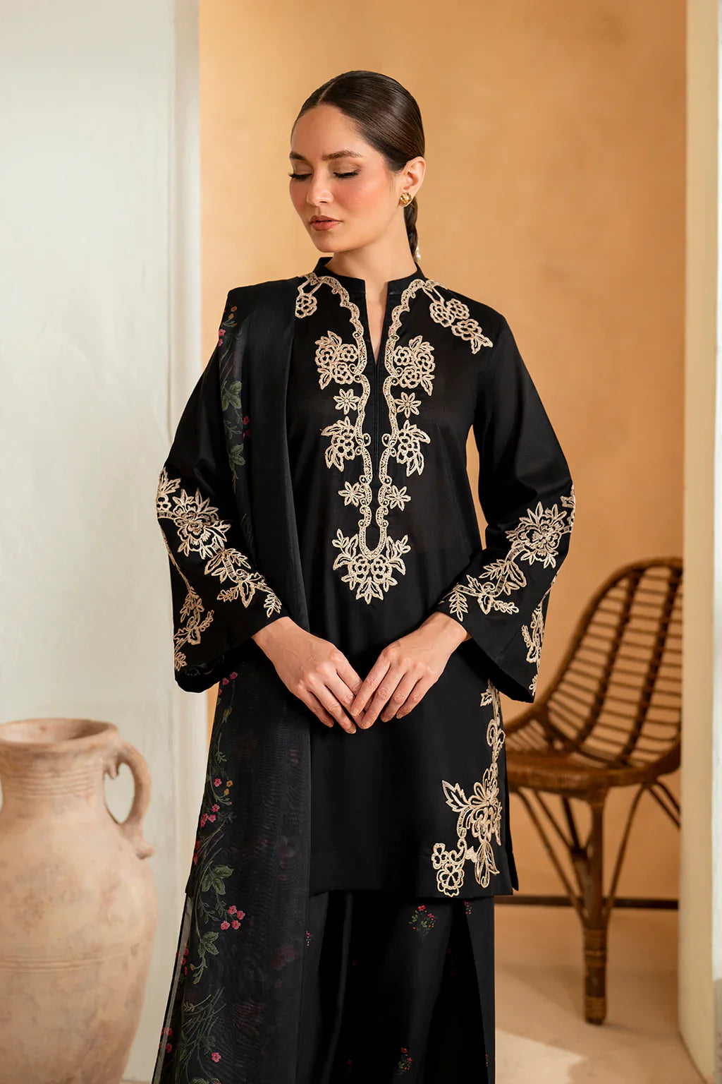 BLACK BIRD 3 PIECE EMBROIDERY - Tawakal Closet