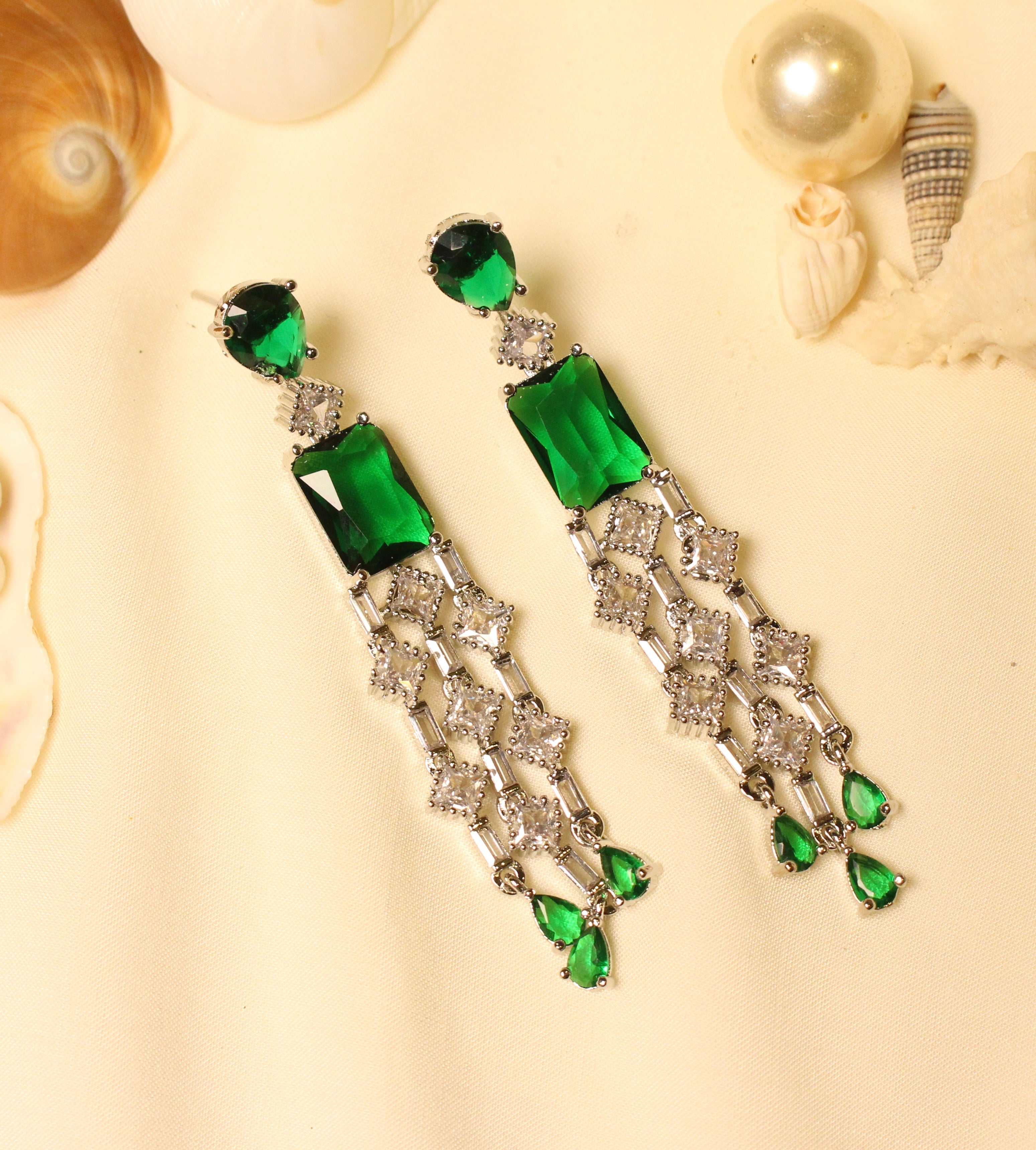 Sparkling Chandelier - Aloro Jewels