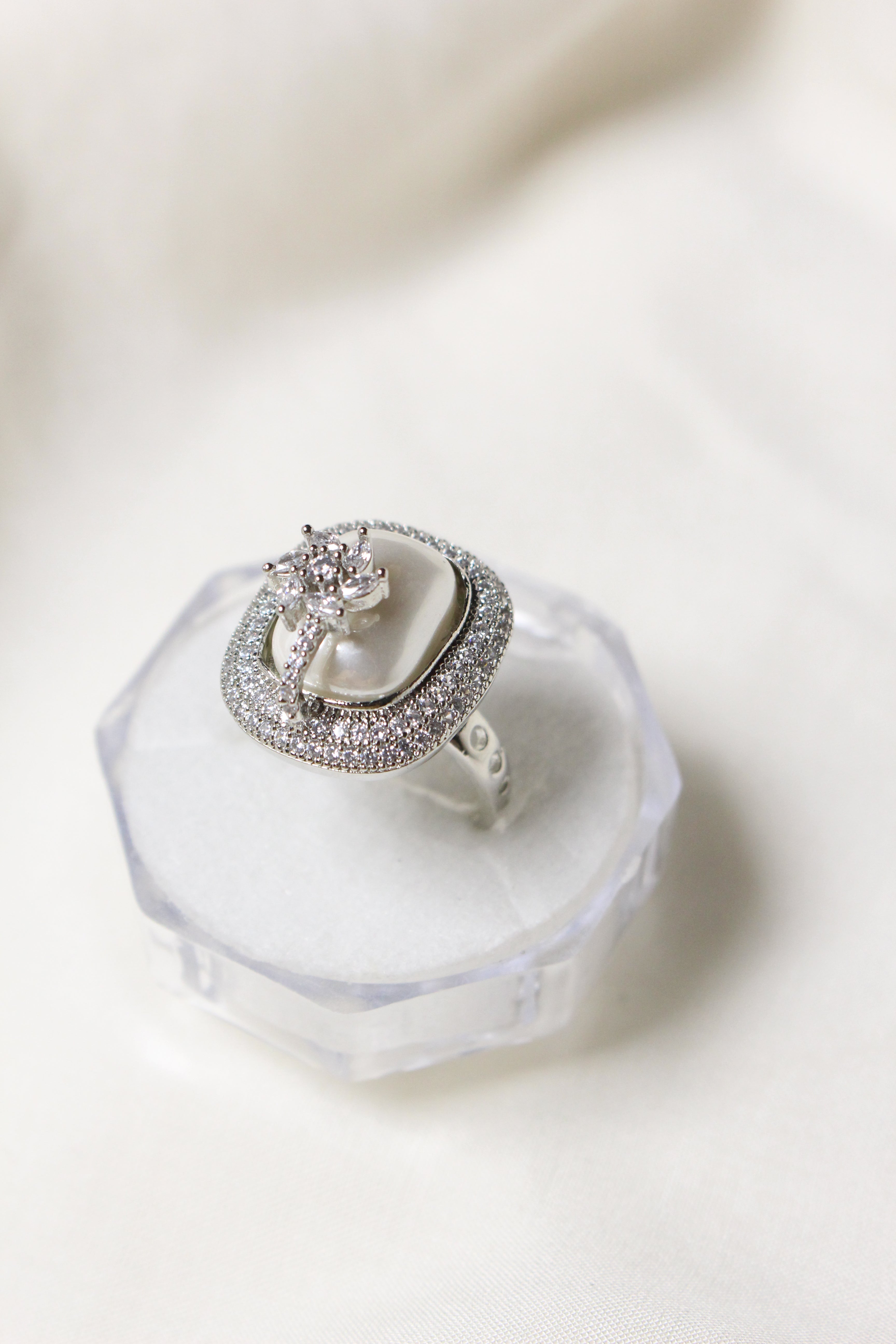 Pearl - Aloro Jewels