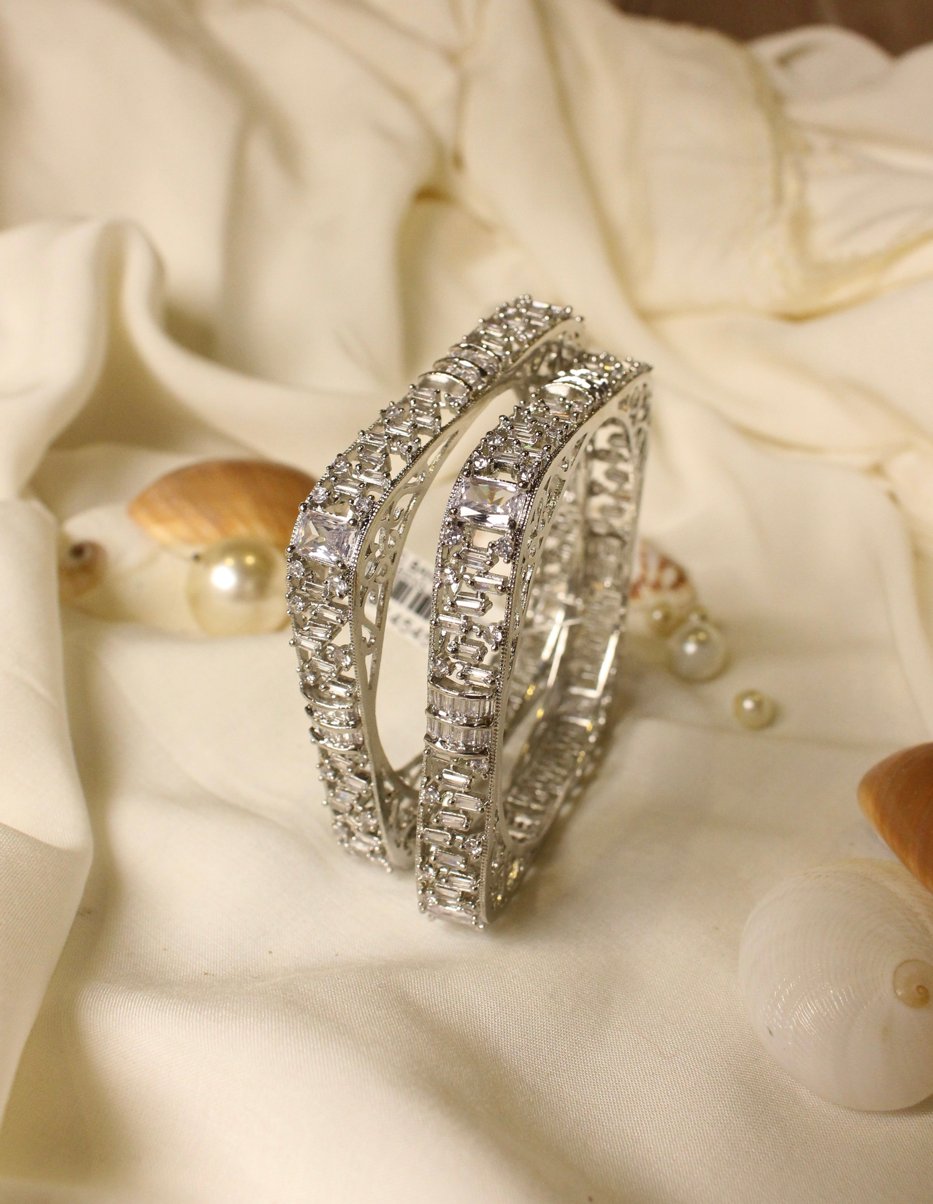 Sparkling Silver Kara - Aloro Jewels