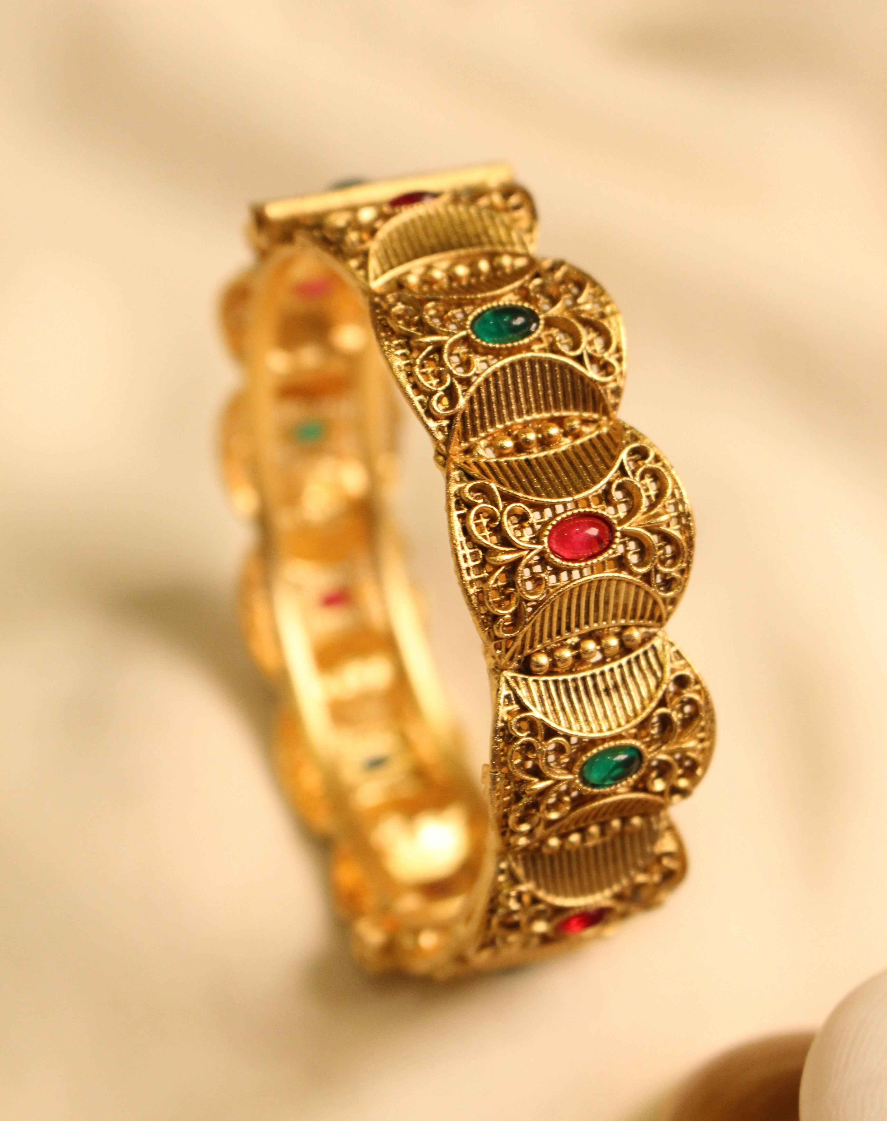 Heritage 64 - Aloro Jewels