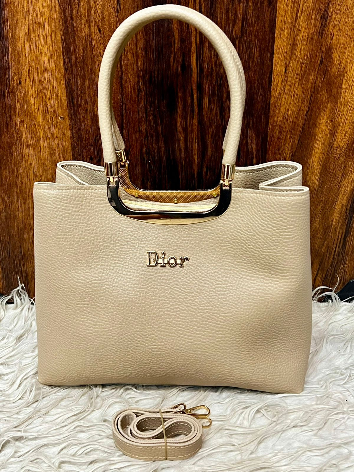 Dior Women Handbags - Bellabags