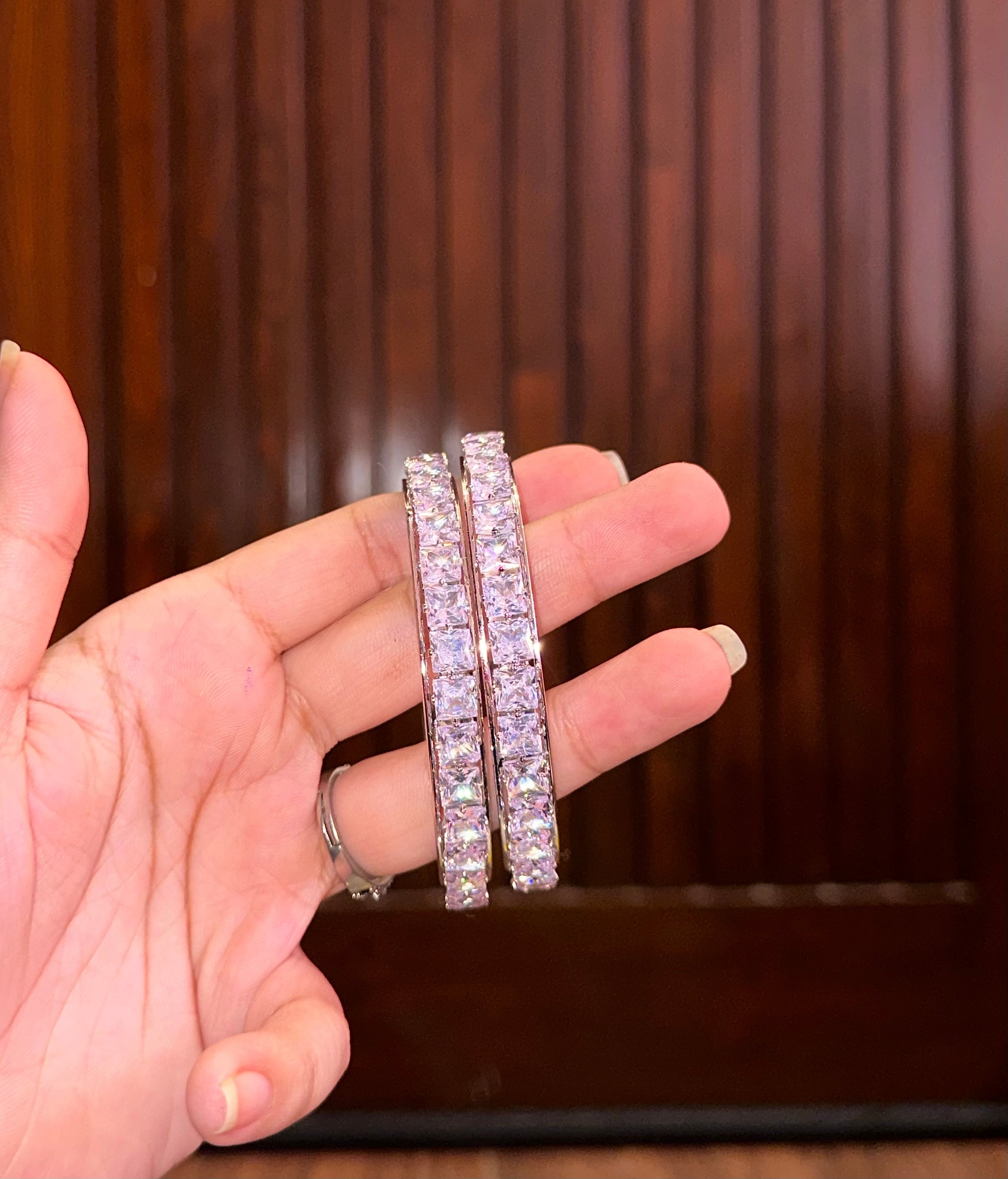 Sparkling Silver Kara Set - Aloro Jewels