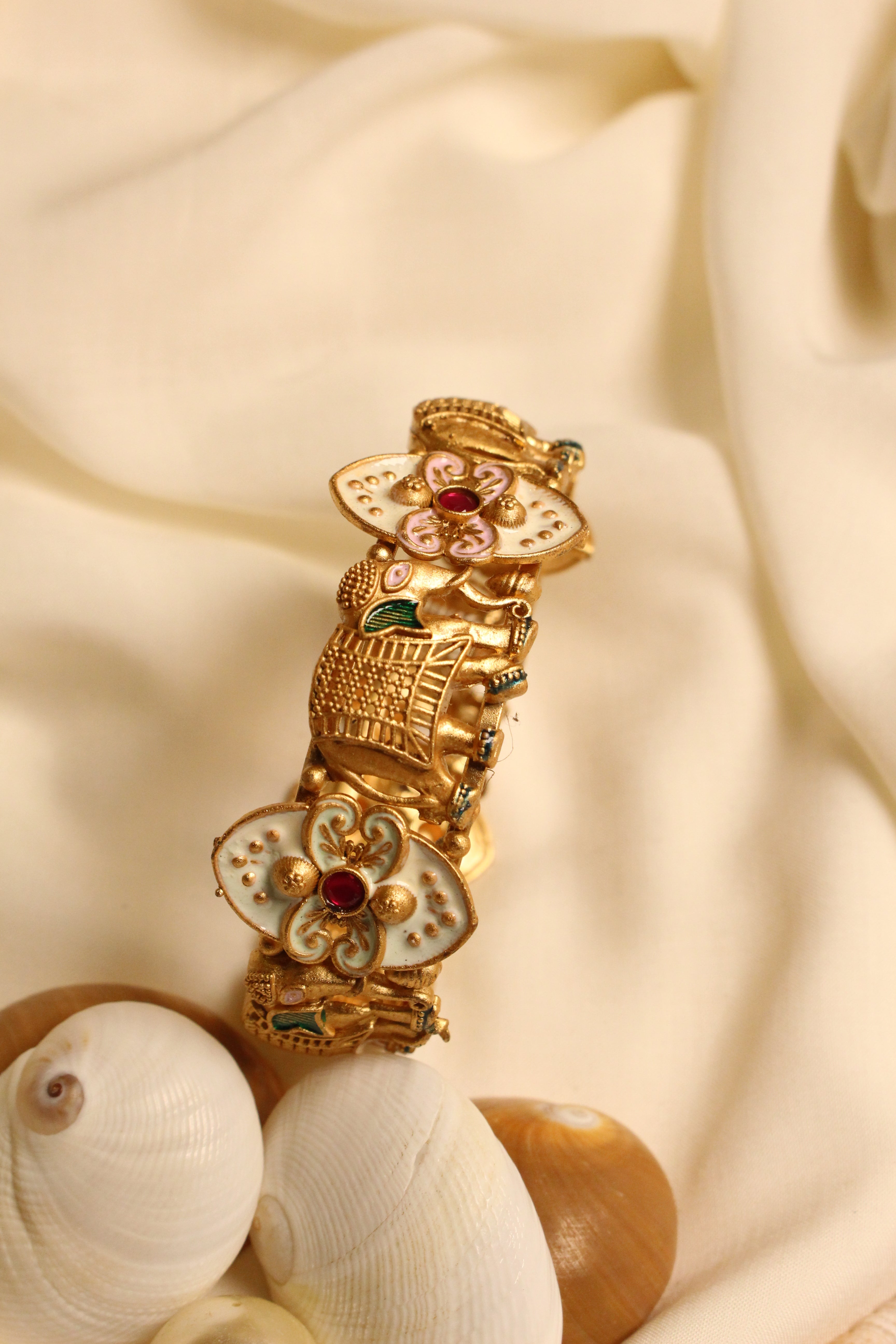 Heritage 33 - Aloro Jewels