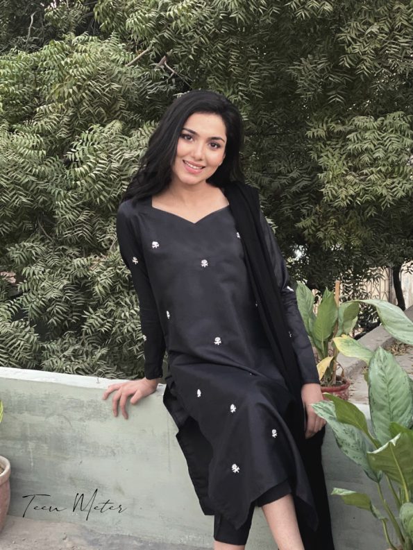 Black Emb 3pc “Silk Luxe” - Teen Meter