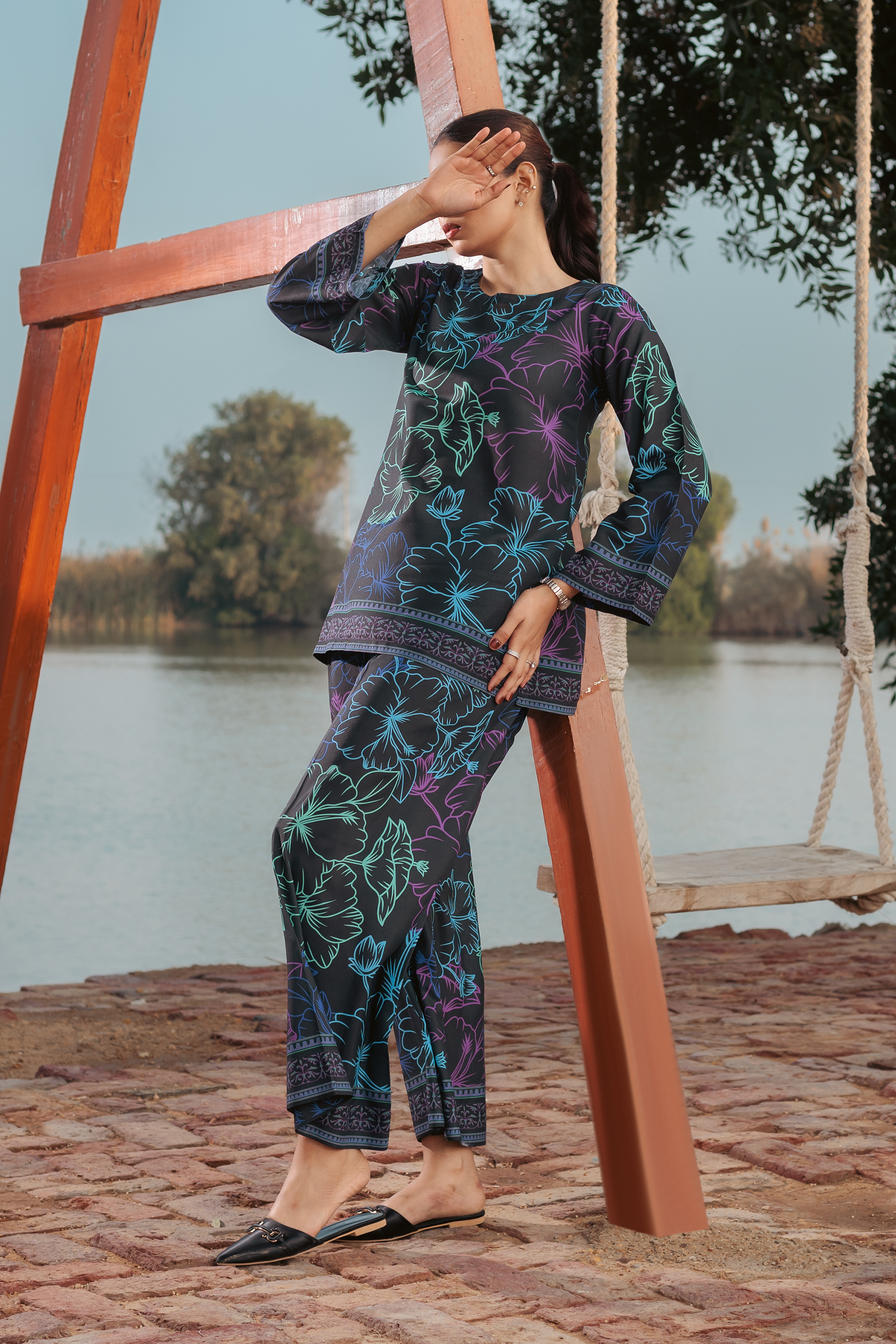 Lyra - Tasneem Shamim