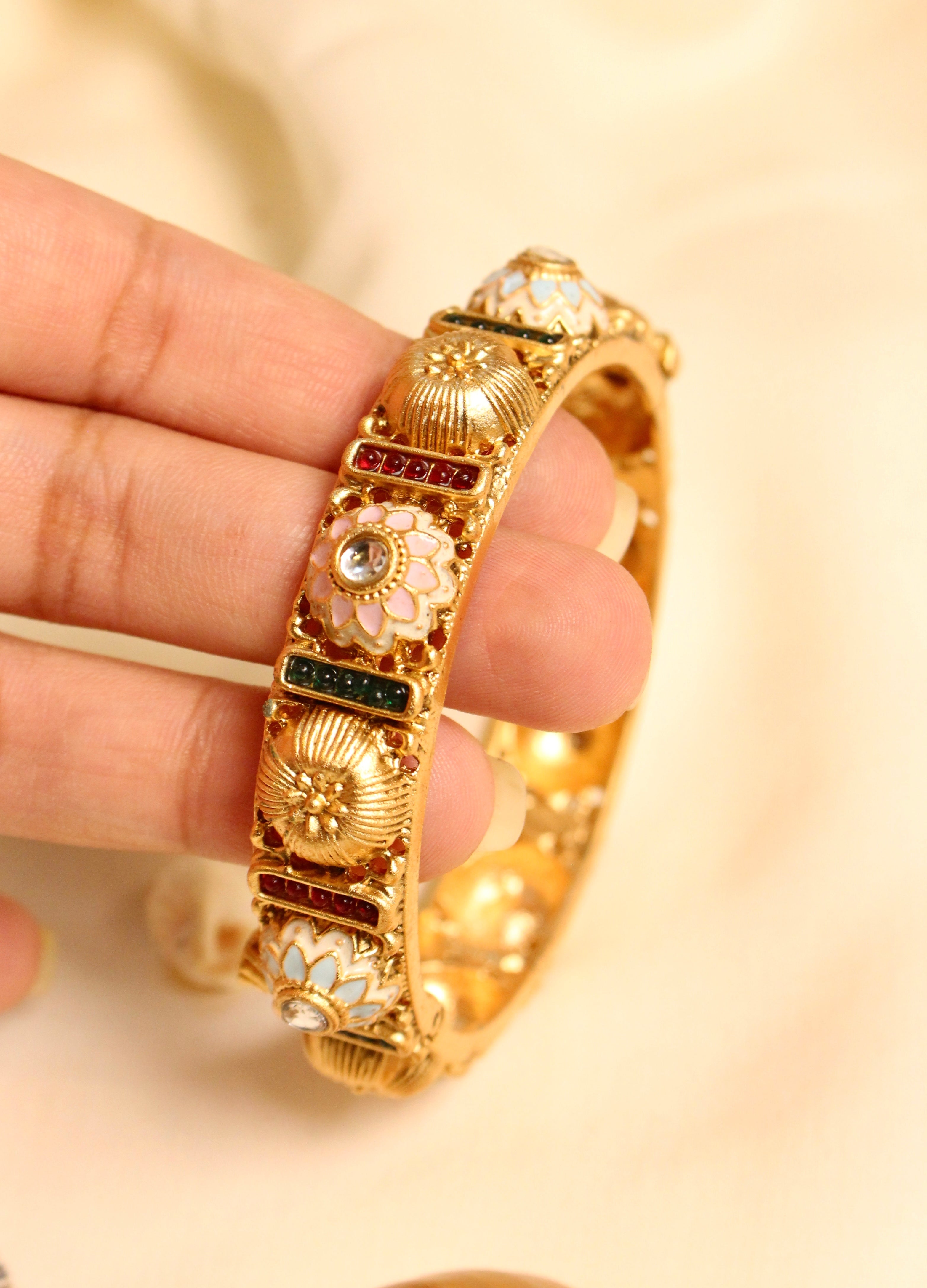 Heritage 23 - Aloro Jewels