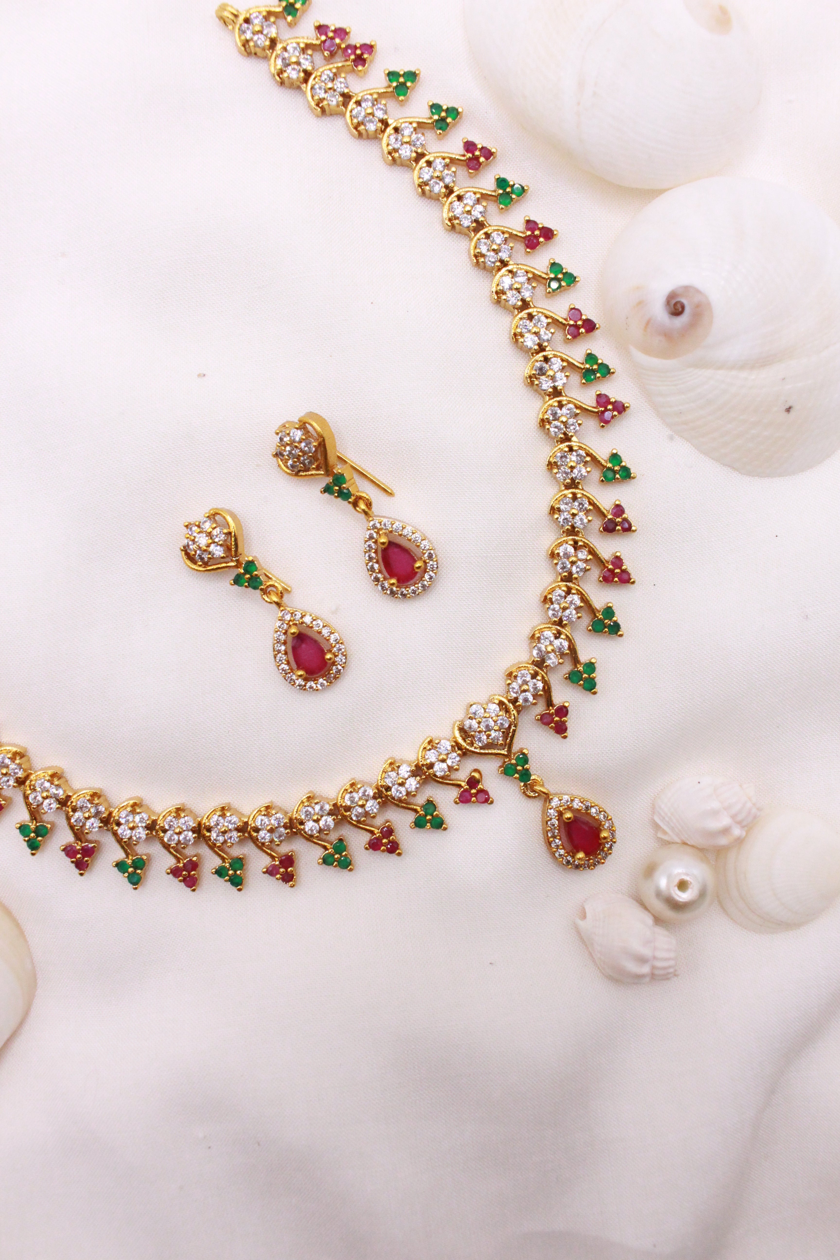 Diamond Designer Green Set - Aloro Jewels