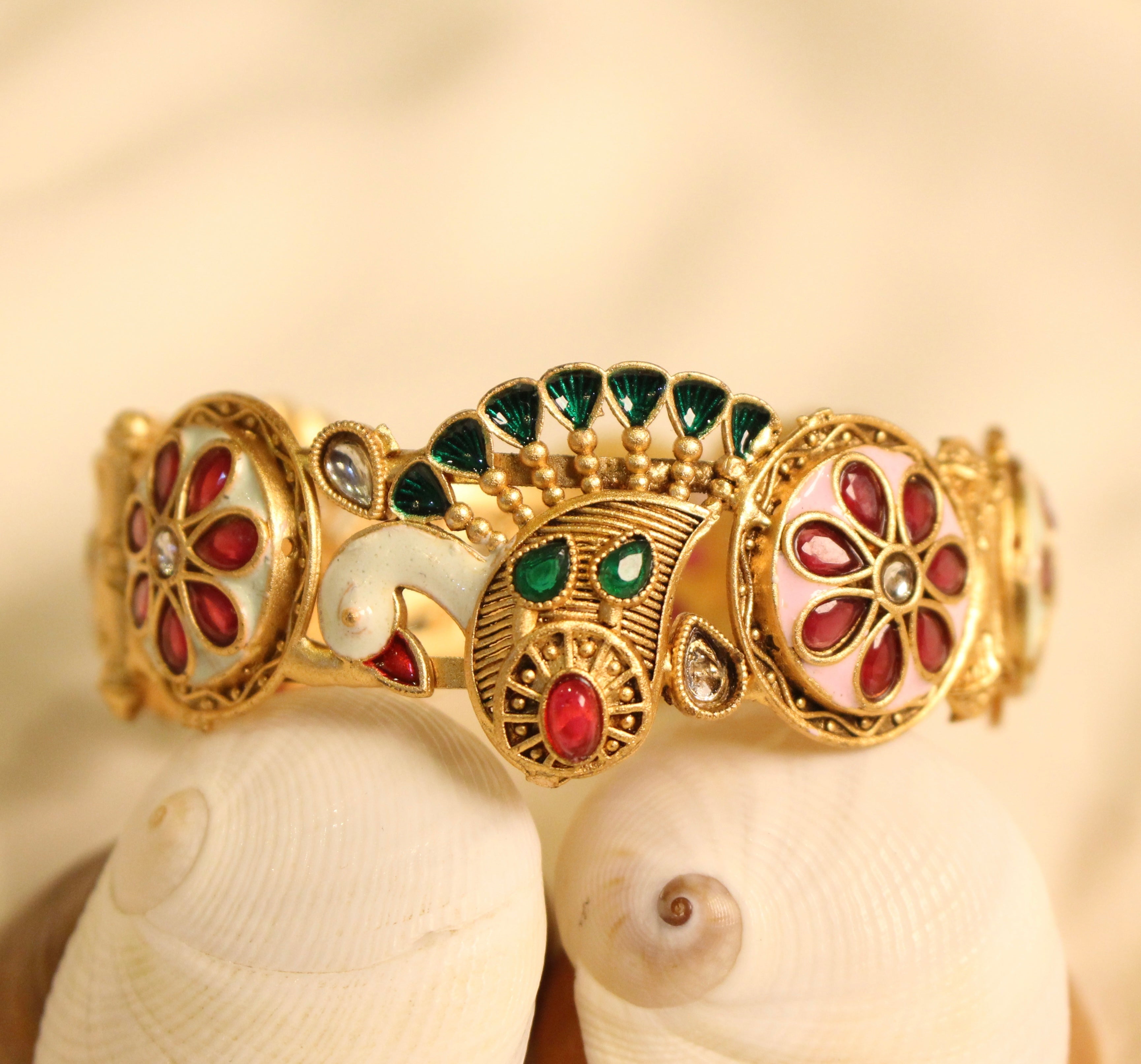 Heritage 74 - Aloro Jewels