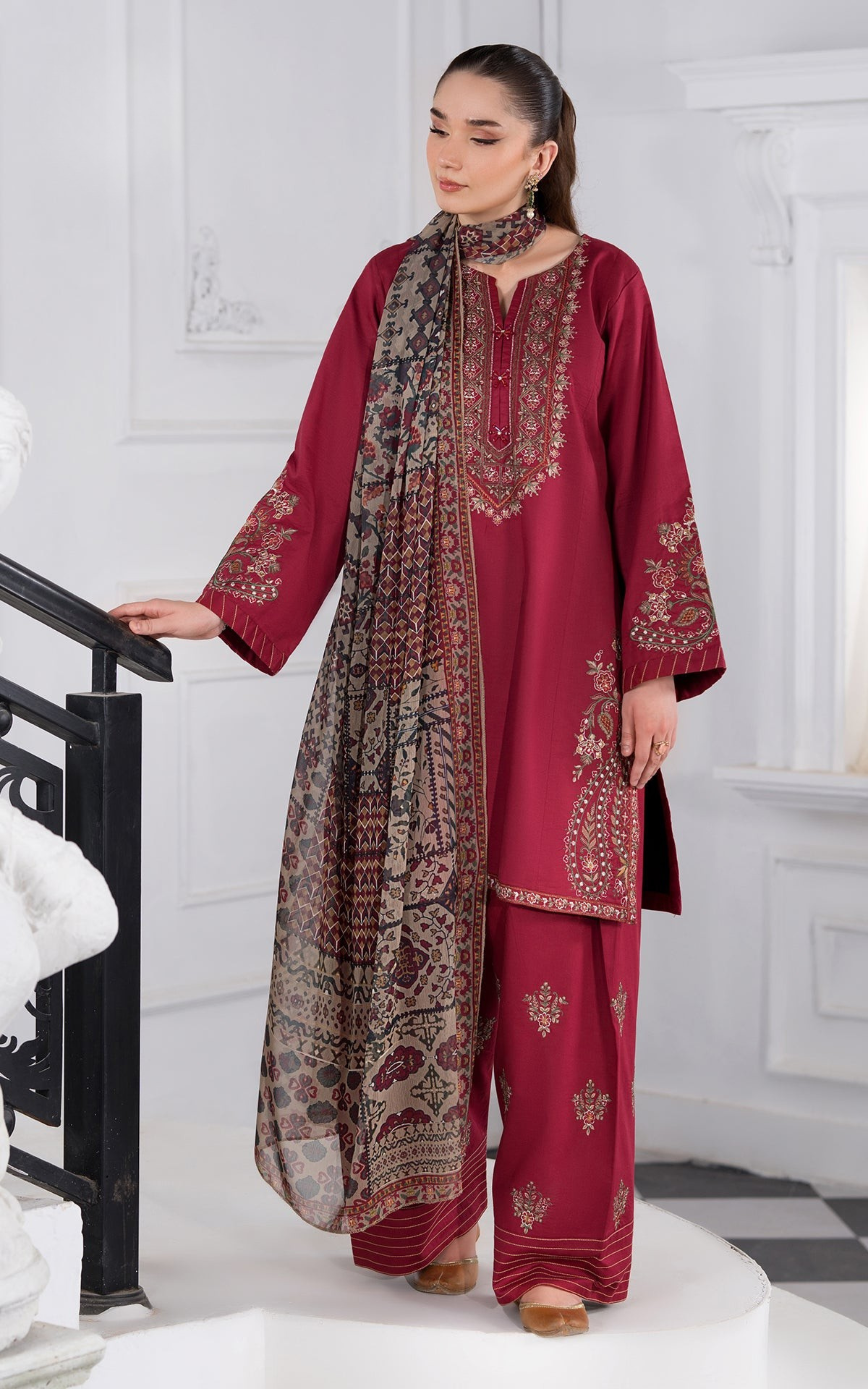 Abira Embrodery 3pcs Farshi Shalwar Set - Tawakal Closet