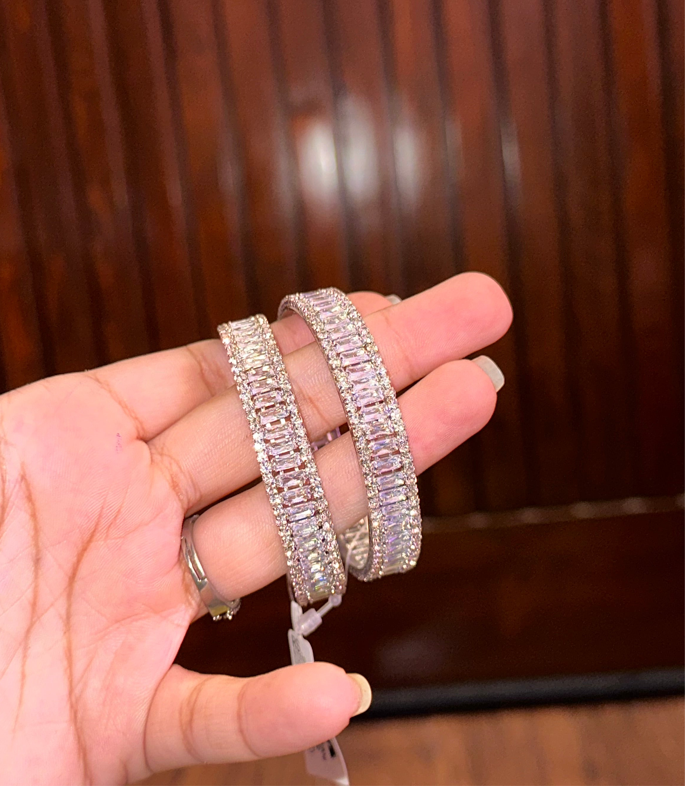 Sparkling Silver Kara Set - Aloro Jewels