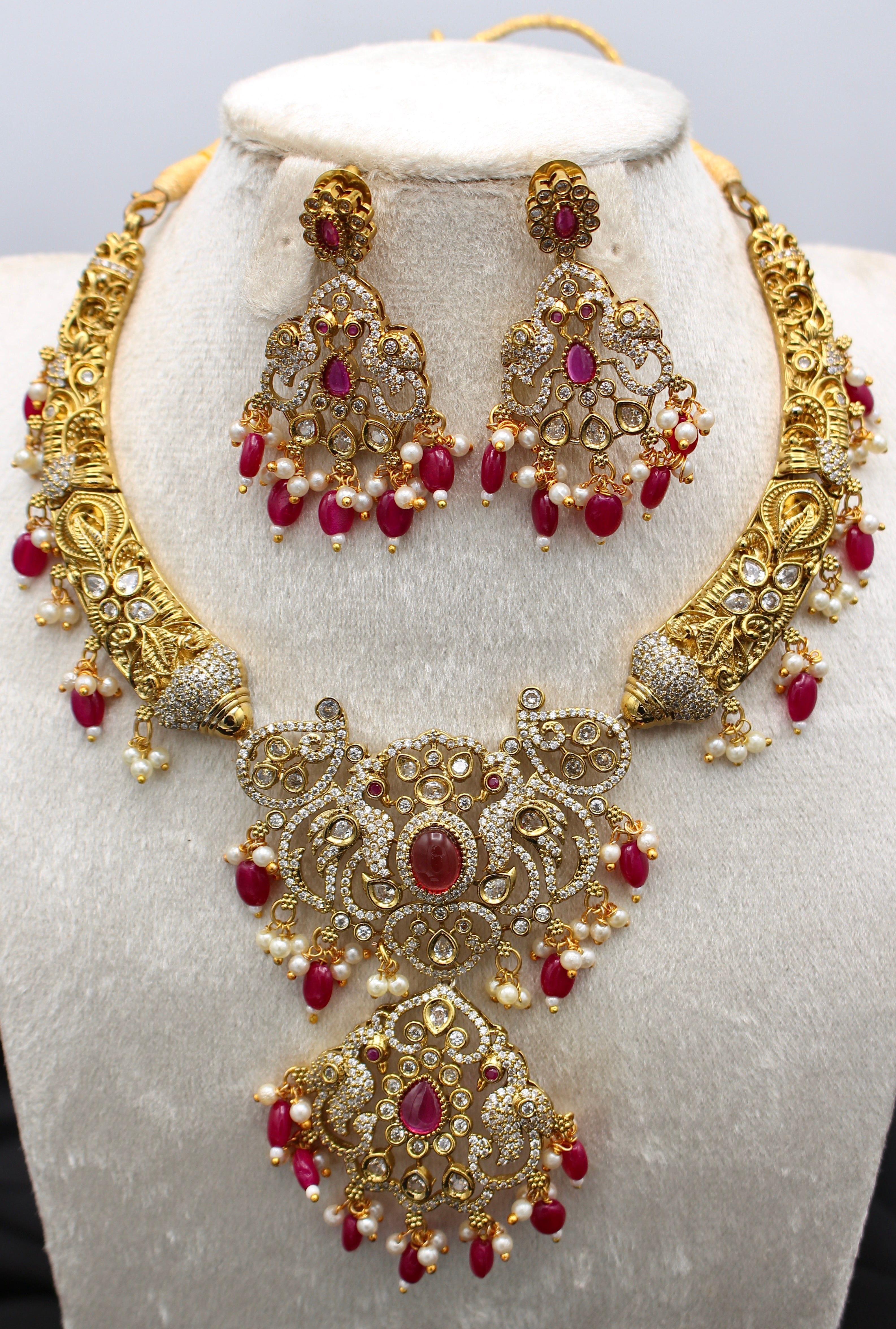Victorian Style Kundan Necklace With Earrings - Aloro Jewels