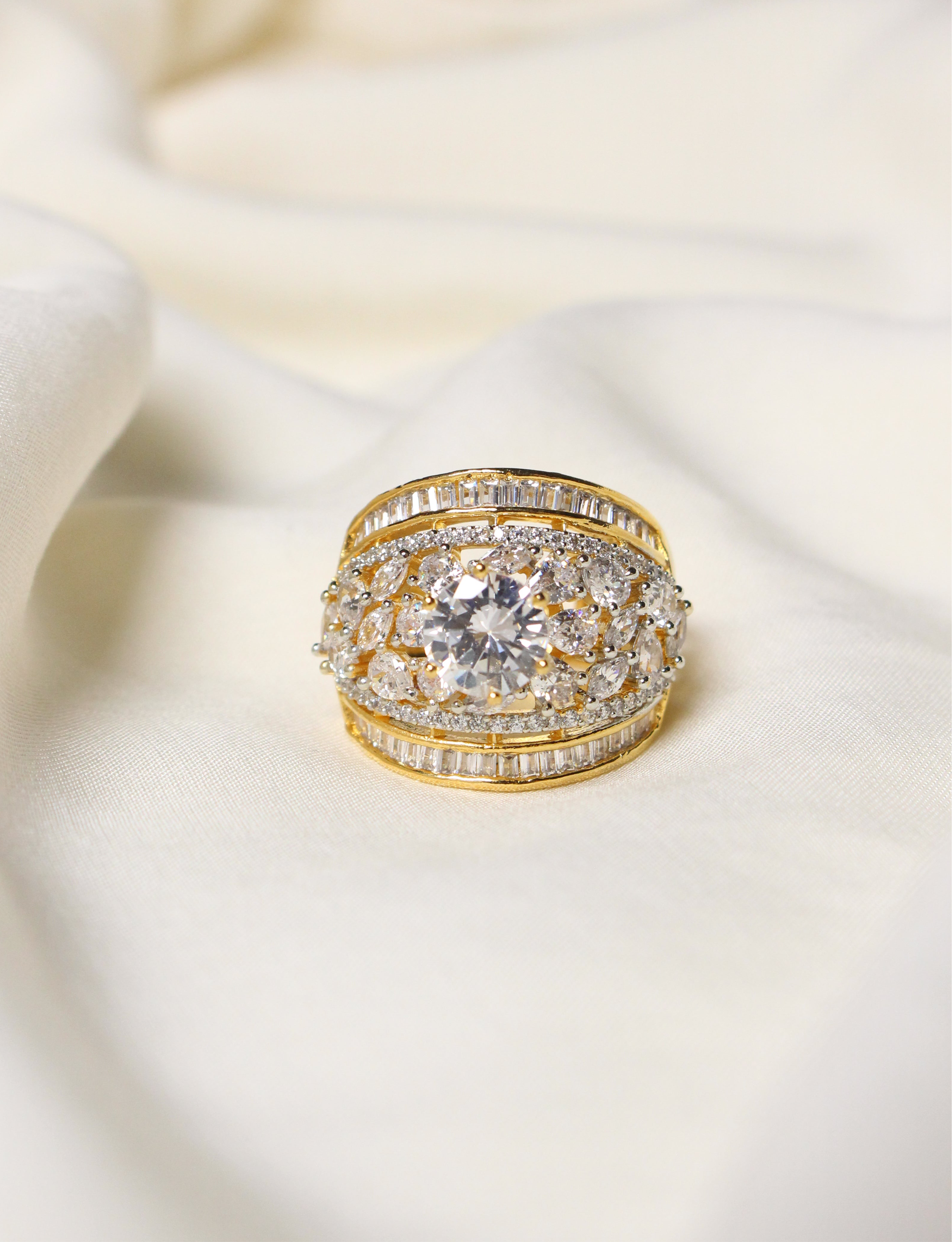 Tiara - Aloro Jewels